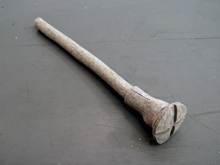    Screw, &nbsp;2008  &nbsp;| Felt and thread | 60 x 10 x 10 cm  