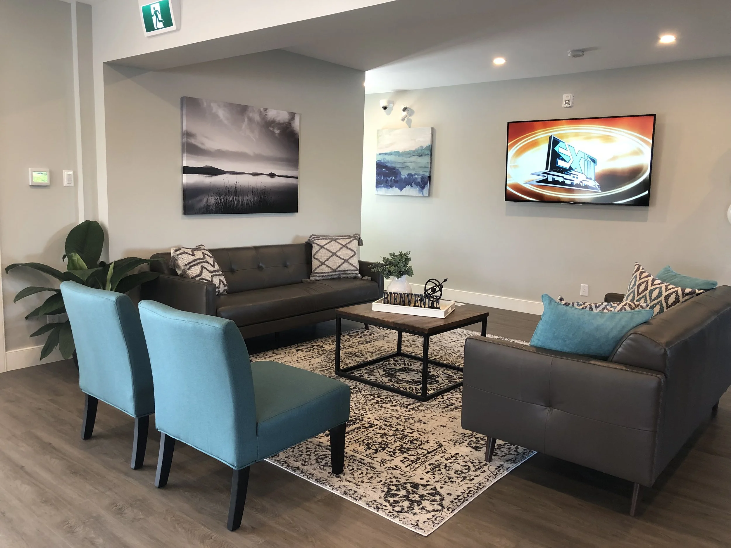 After-EXIT Realty By ALOMA Home Staging & Design