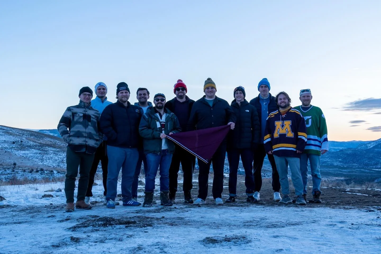 Курінна Рада 35го куреня УСП Побратими
6-8 березня, 2026
Вейл, Колорадо

По-бра-ти-ми!