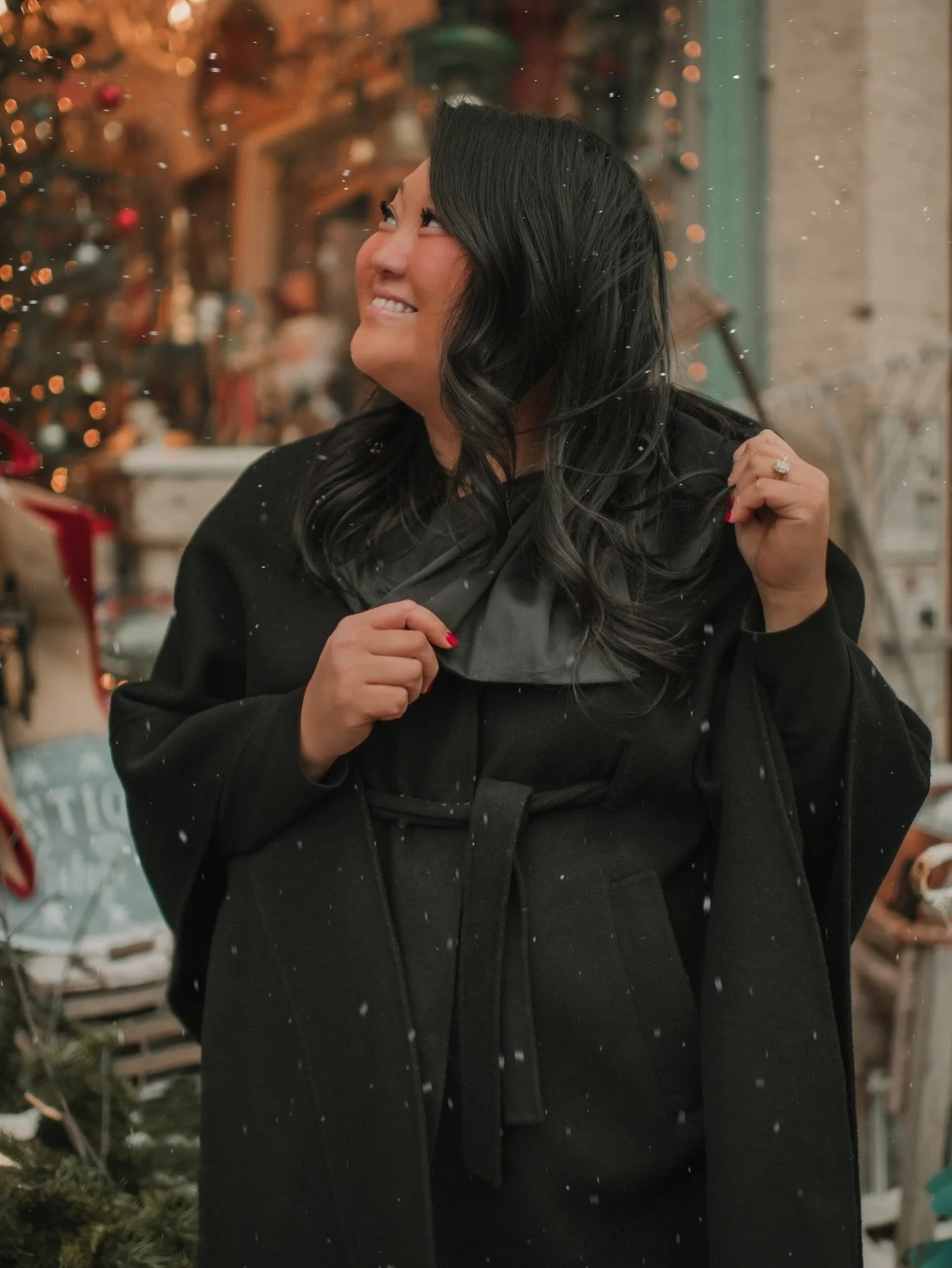 it&rsquo;s the most wonderful time of the year&hellip;

had a full and fun few days. friday the weather ruined our plans of heading to detroit so instead @adventuresinabbyland and i got coffee, ran errands, enjoyed lunch, wandered through a couple an