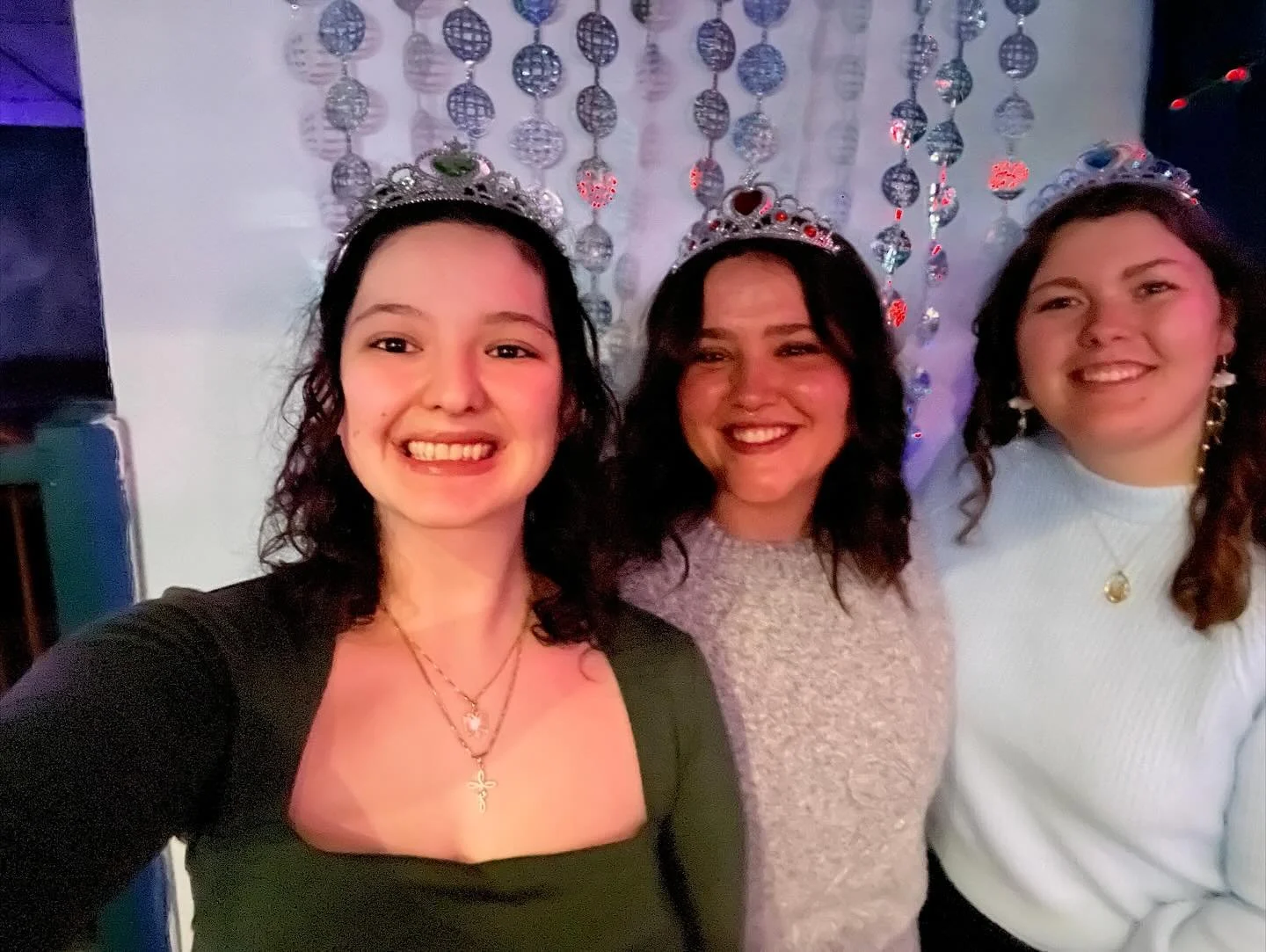 This past Saturday our SWE Soir&eacute;e was held! We had so much fun eating cake, pizza, dancing, and singing karaoke!!🥳🍕🎂🎤💃🏻