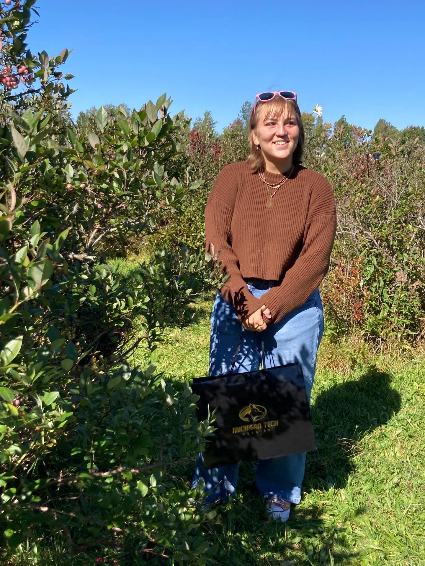 Congratulations to SWEster of the week Ellie Derkos!🥳

&ldquo;Hi, I&rsquo;m Ellie! I&rsquo;m a first year mechanical engineer. I&rsquo;ve only been in SWE since this fall. I joined in hopes to make friends with other women like me who were passionat