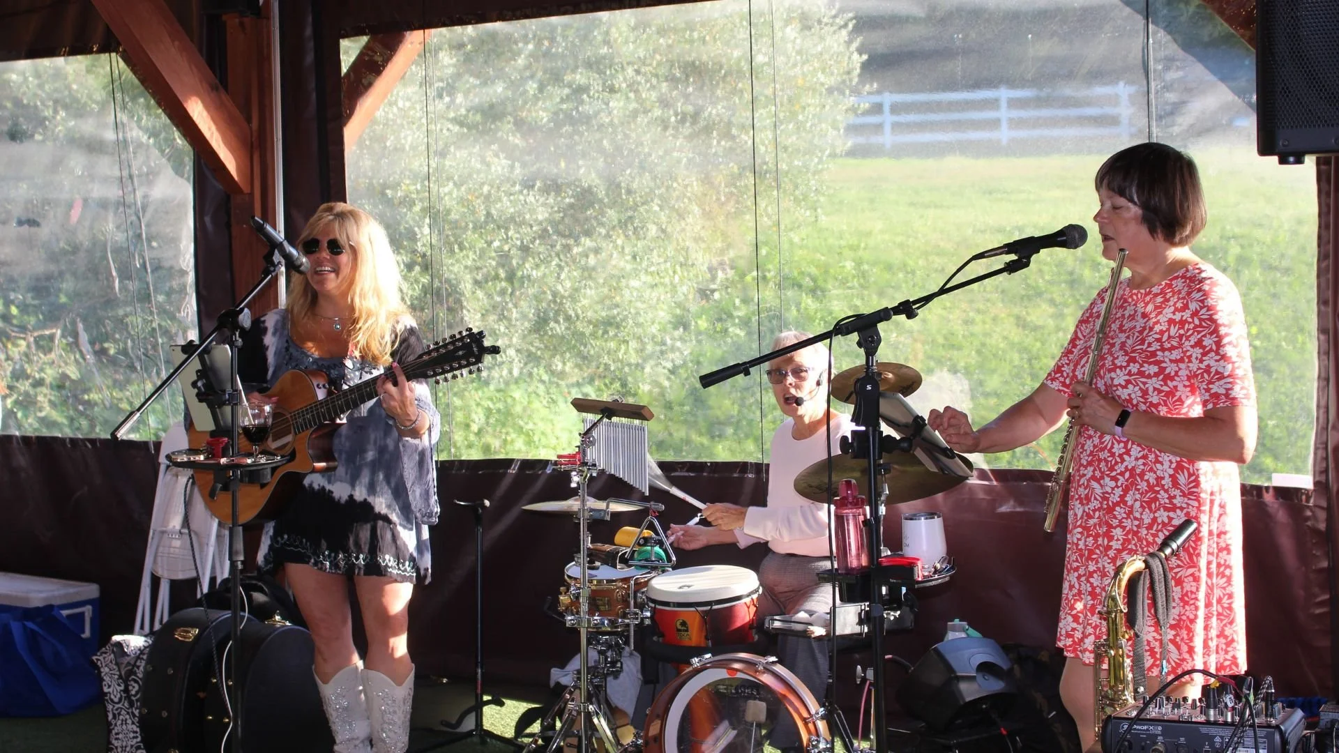 Mother's Day — Hawk Ridge Winery