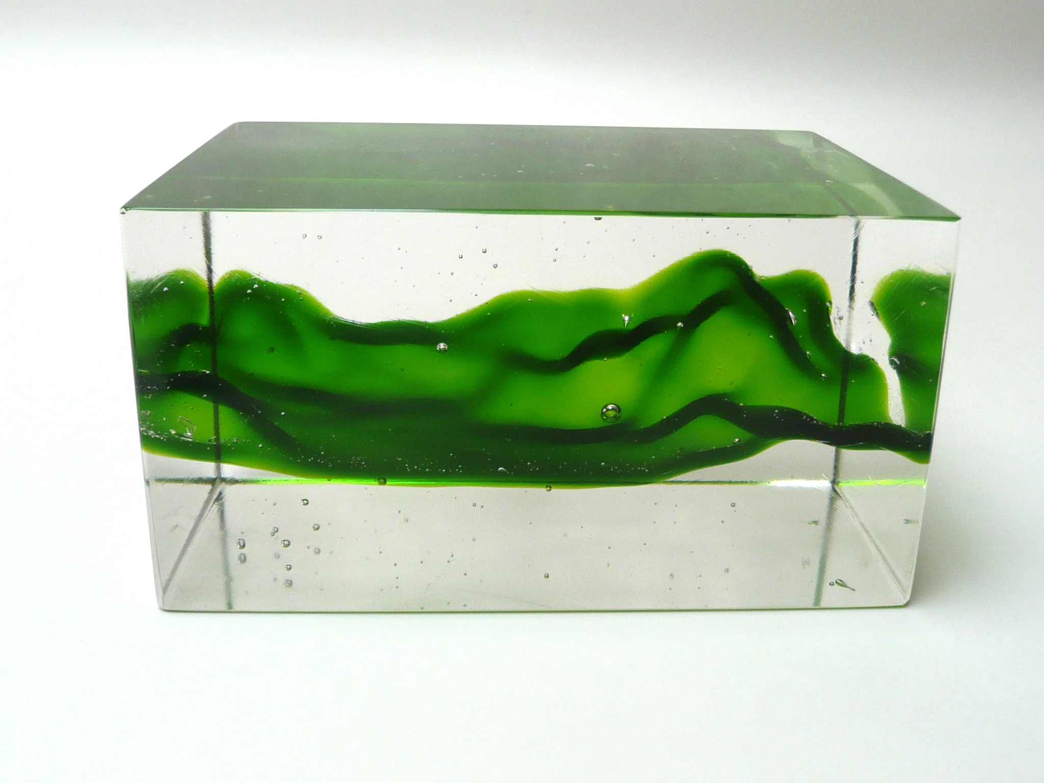 Wind (2005-2013) 2014 | Hot cast glass | 5.5x3.5x3.5in