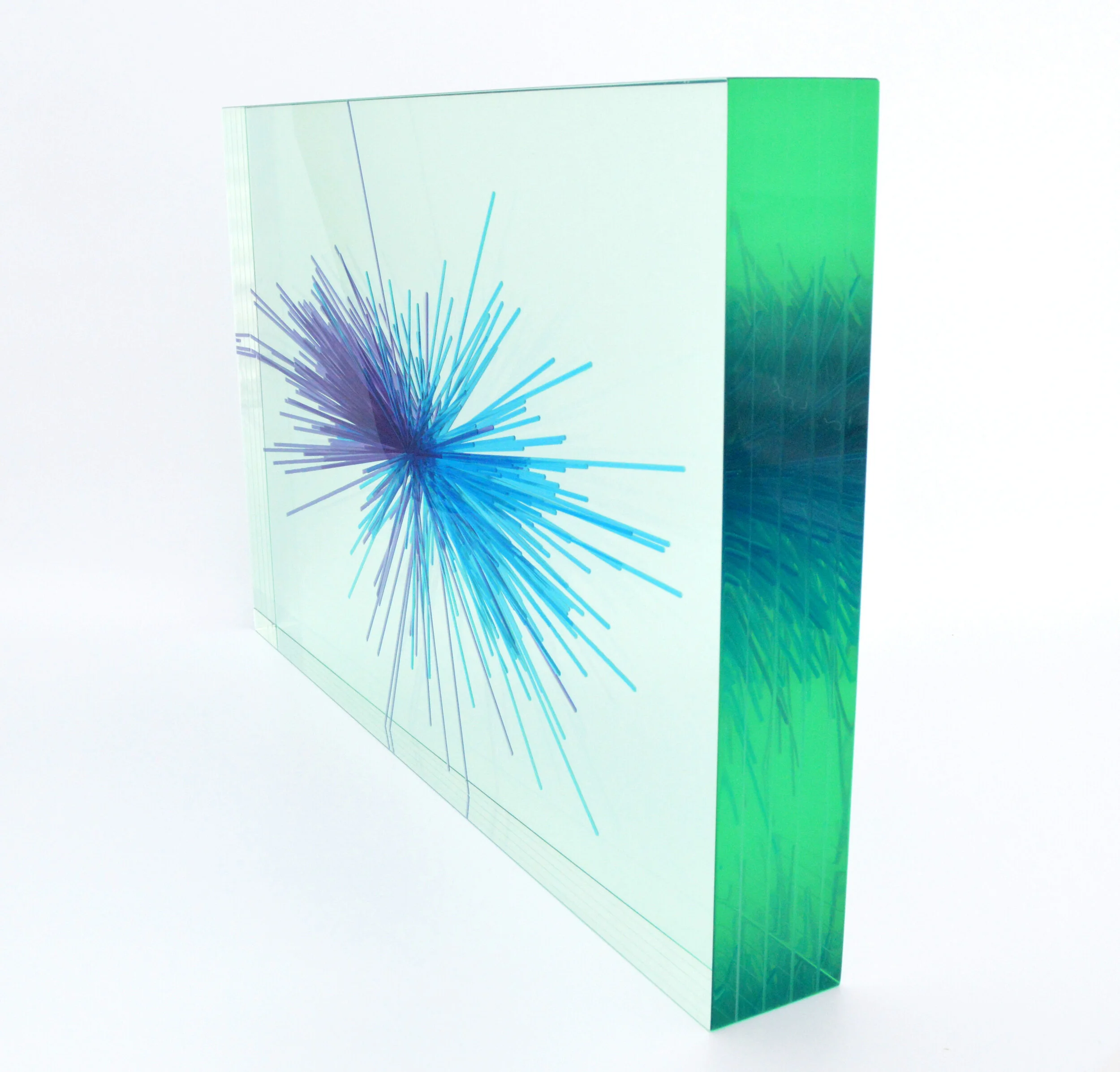 Floating Information (Prevailing wind 2017-20: San Francisco and Miami)  2021  |  Acrylic, resin  |  14 x 21 x 2.5 in  |  [private collection]  This piece shows a sampling of of the prevailing wind direction and speed data from two cities covering 2