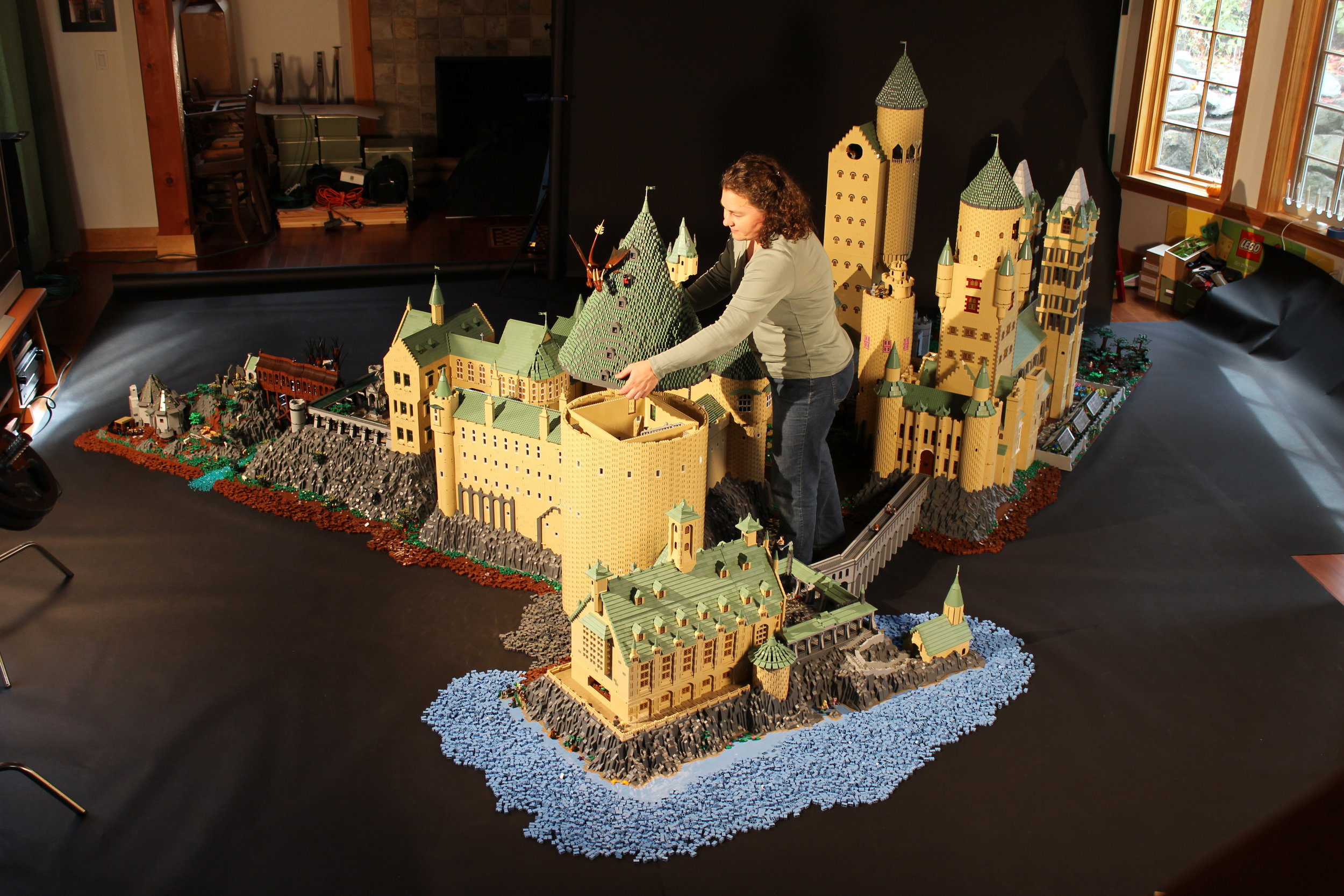 giant lego hogwarts castle