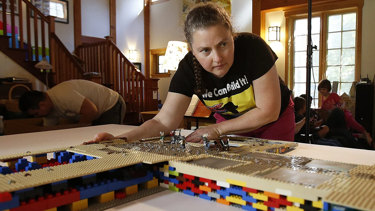 alice finch lego