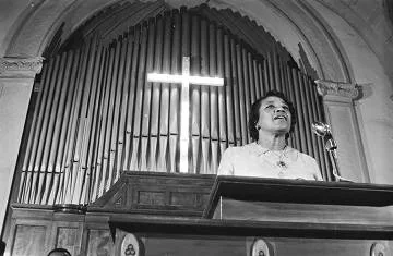 Amelia Boynton Robinson was a prominent civil rights activist in Selma, Alabama. She was a leader of the 1965 Selma to Montgomery march, during which she was beaten bloody and unconscious by police on Edmund Pettus Bridge. She never gave up, and in 2015 she crossed the Edmund Pettus Bridge again, this time hand-in-hand with President Barack Obama.
