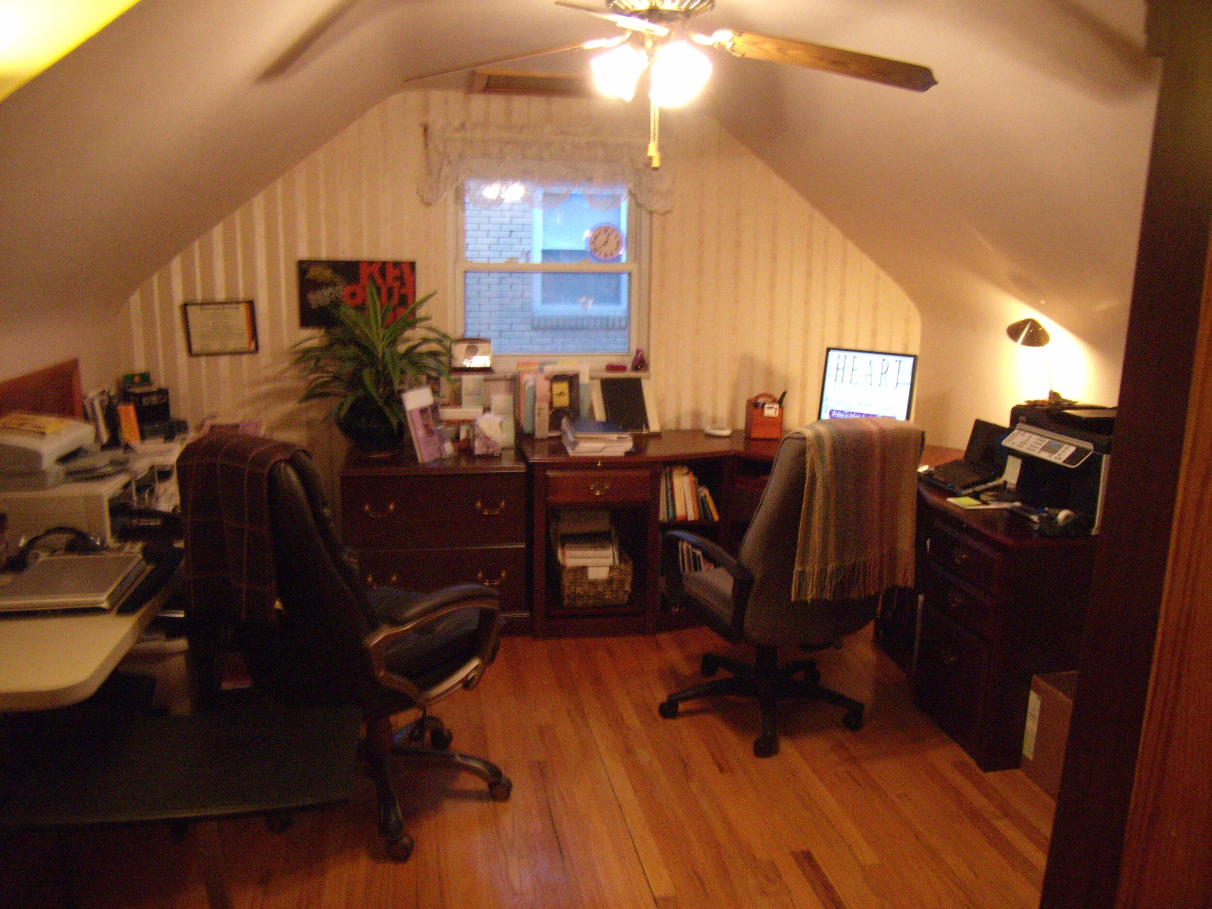 Grantepreneur.com-Home Office_2000.JPG