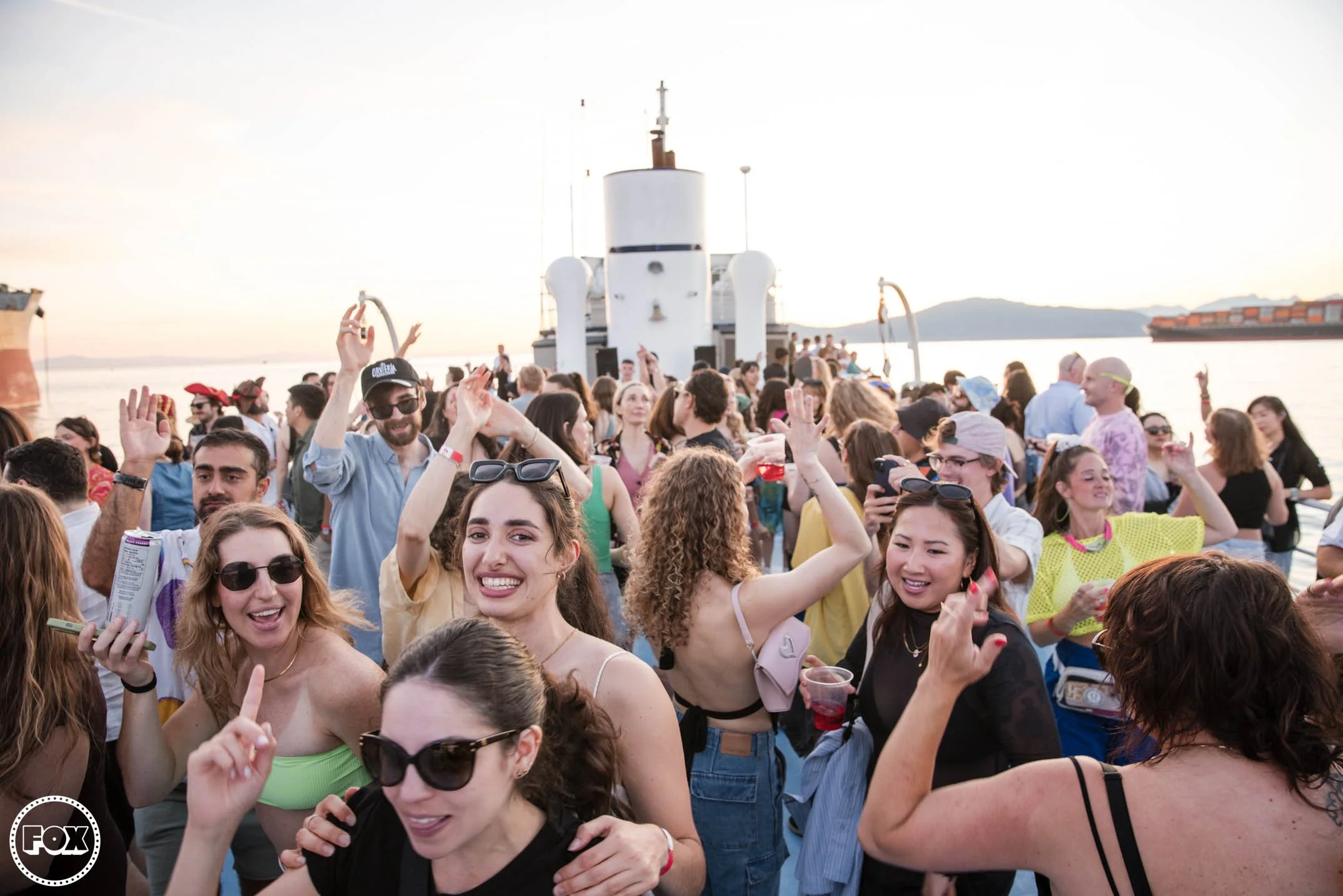 8A9A1046-20250712_FOX-boatparty.jpg