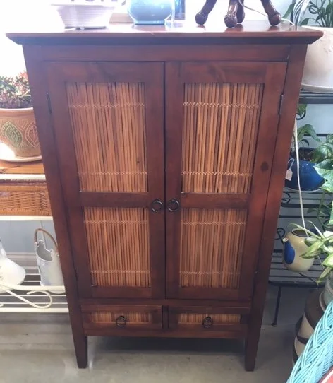 Cabinet.jpg