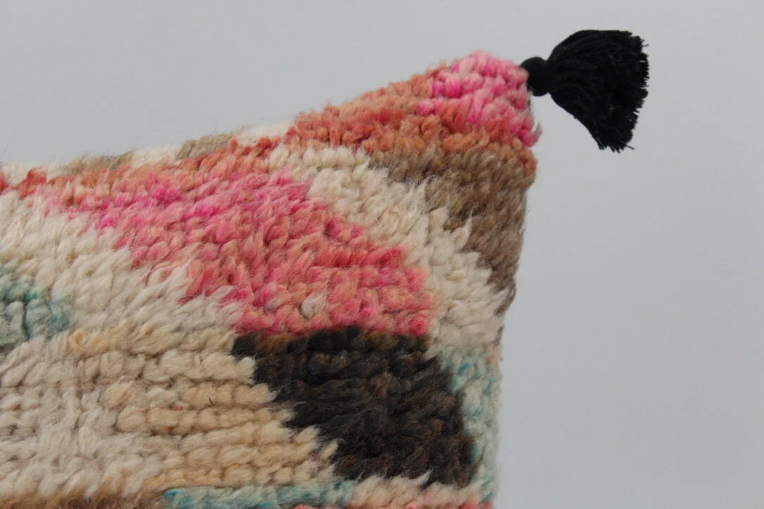 Ridha Pillow B Corner.jpeg