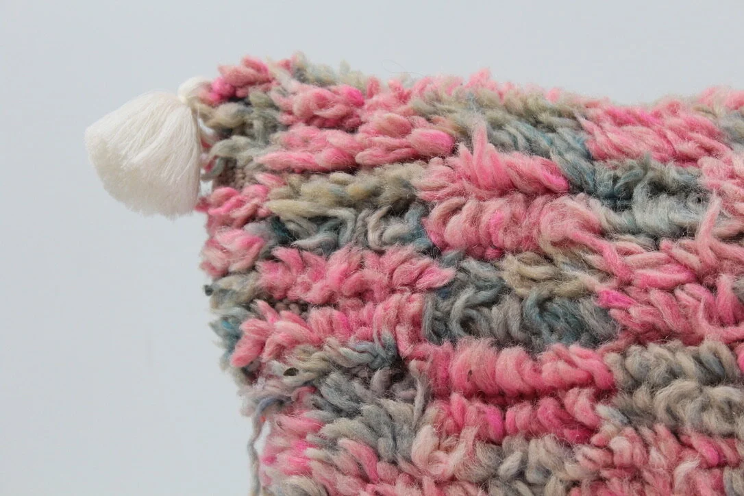 Thiyya Pillow S1 Corner.jpeg