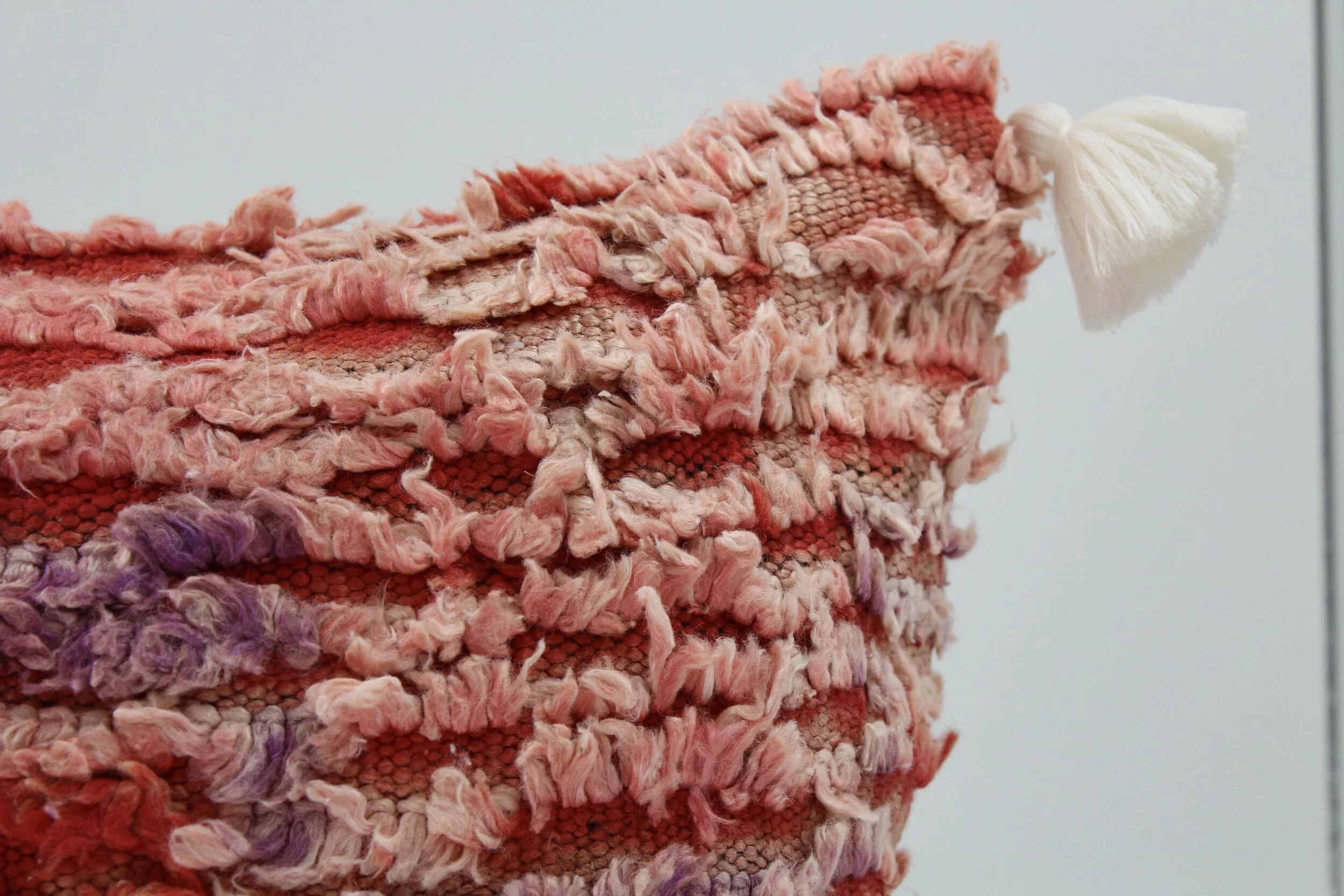 Illi Pillow L1 Corner.jpeg