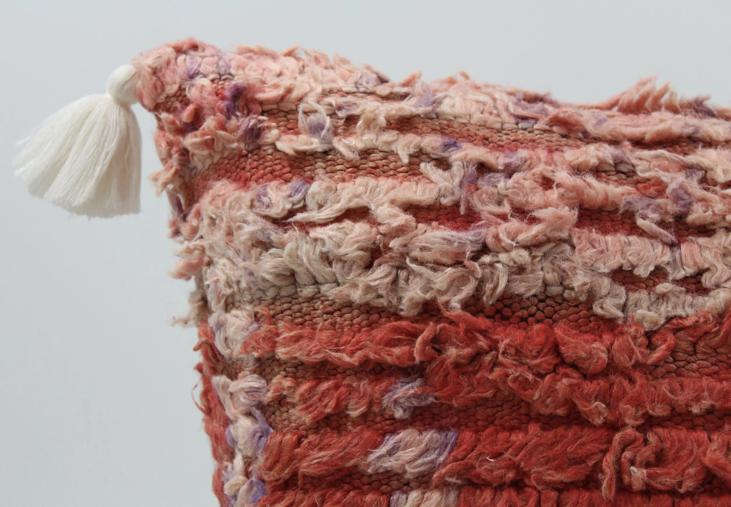 Illi Pillow L2 Corner.jpeg