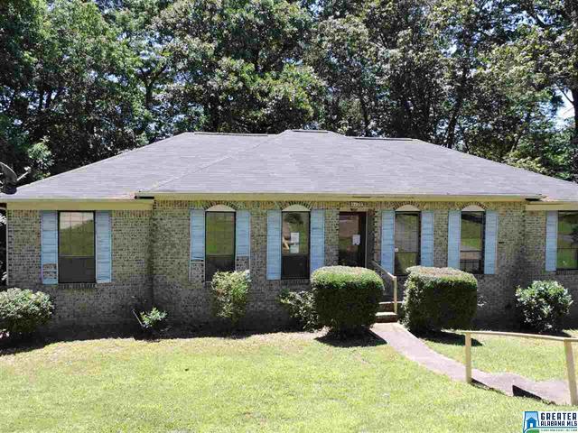3 Beds, 2 Baths, 27443 sq ft