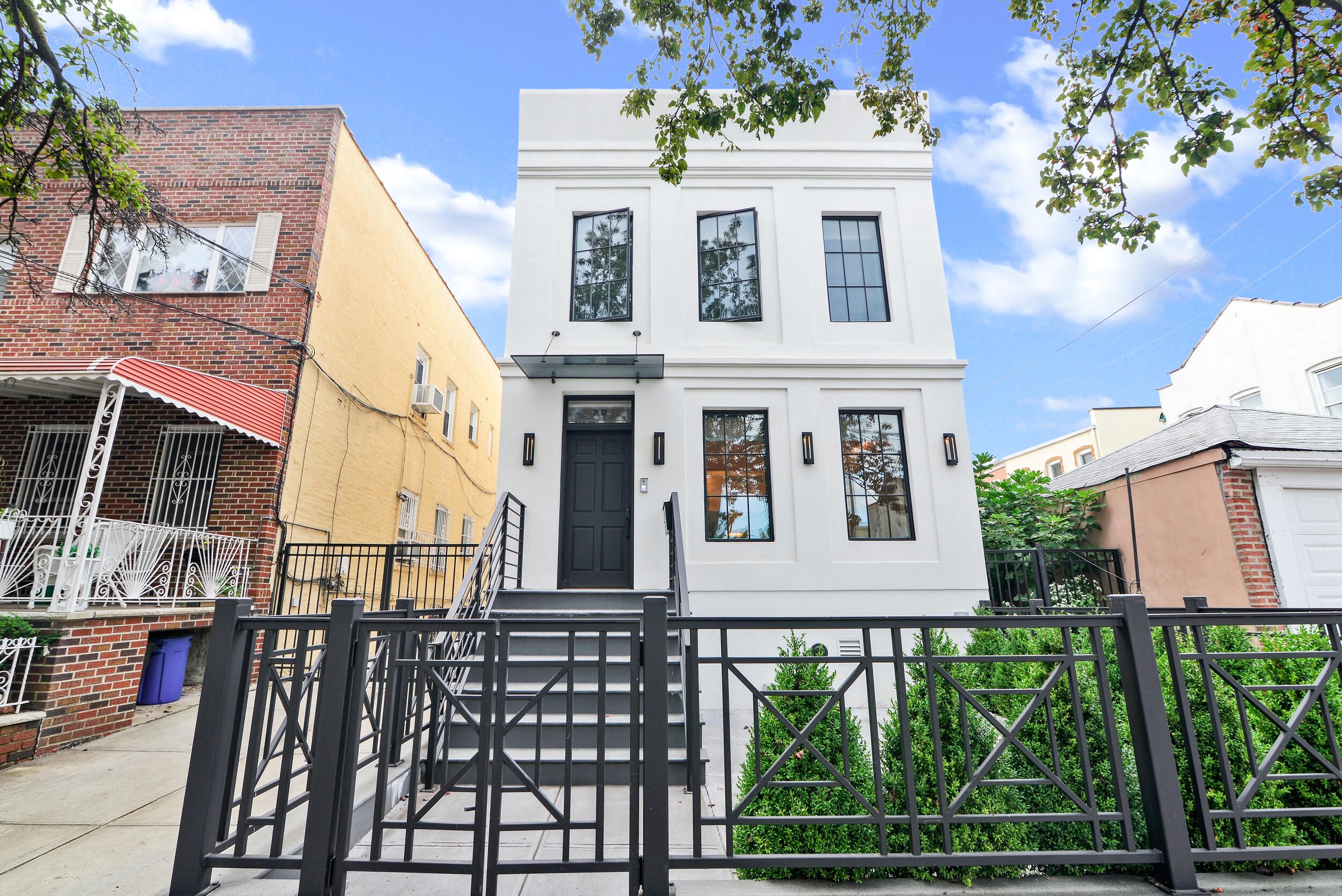 2020.10.1 21-12 36th street-3.jpg