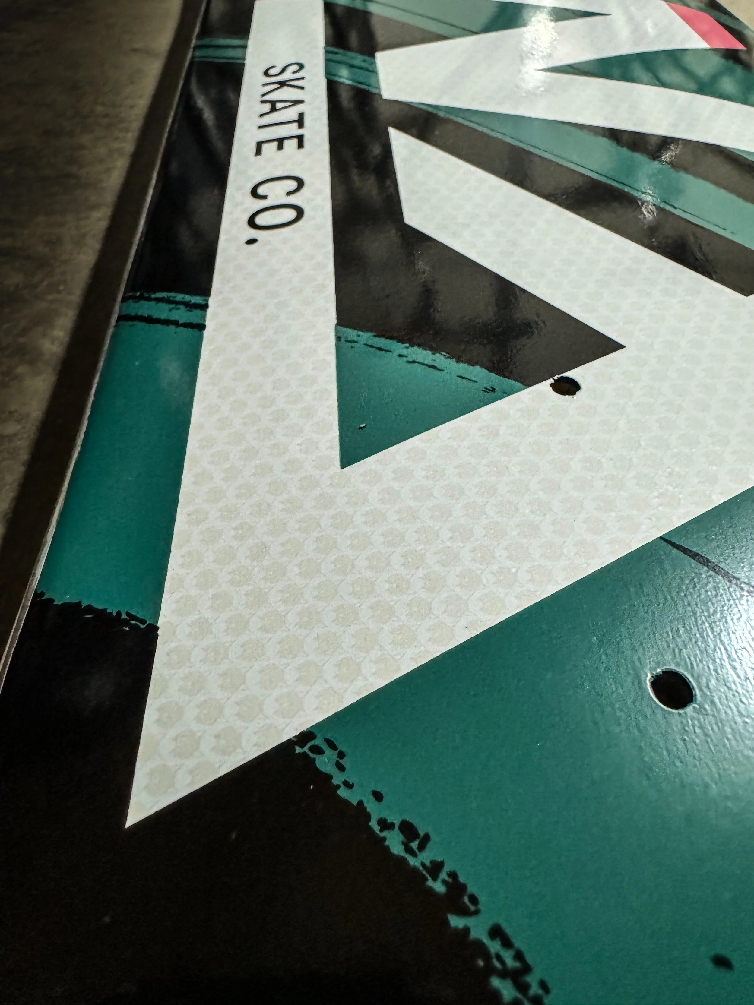 Simplistic Logo Lynx Skateboard