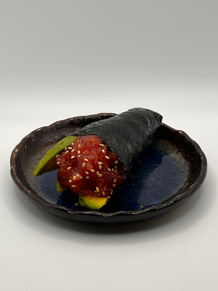 spicy tuna handroll