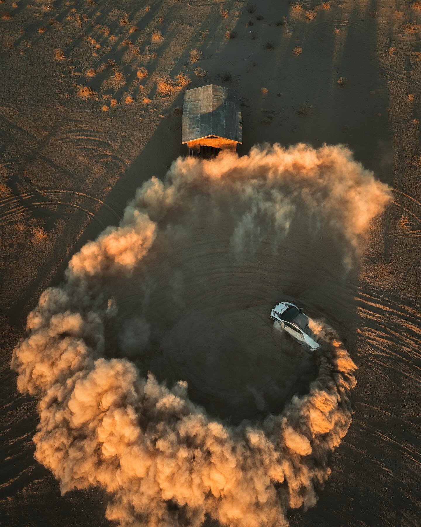 Desert Drifting with the Huracan Sterrato 🤘

One of my favorite projects to date. Four days kicking dust out in Joshua Tree, what&rsquo;s not to love?

Shot on assignment for @lamborghini 
Professional driver: @danielformal37 

#lamborghini #lamborg