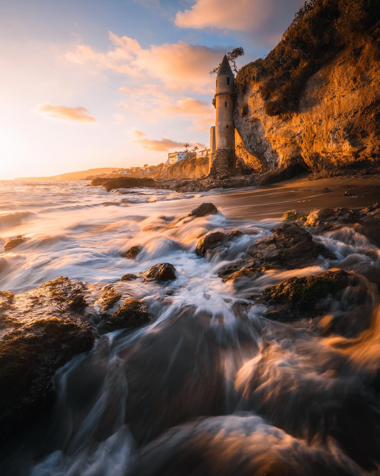 Golden hour at Laguna 🌊☀️

Seascapes have quickly become one of my favorite types of photography, and when I&rsquo;ve got free time I find myself at the beach more and more often. I love how each wave is so unique and you never quite know what you&r