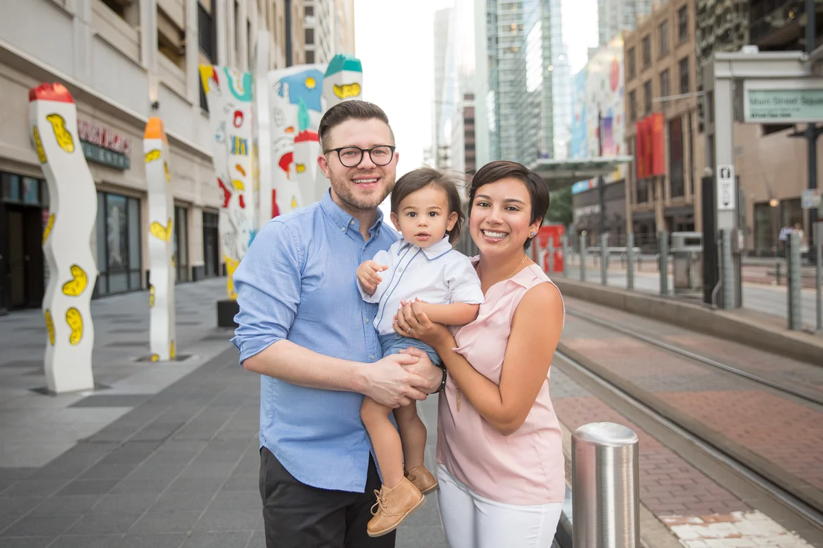Downtown-Houston-Family-Photo-1.jpg