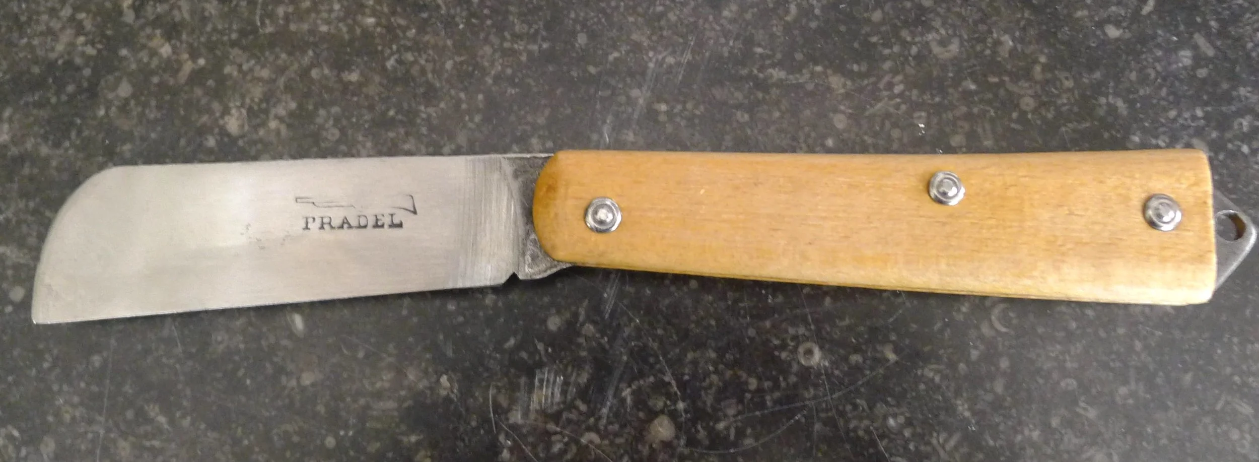 18/Pradel, Hetre, 20cm