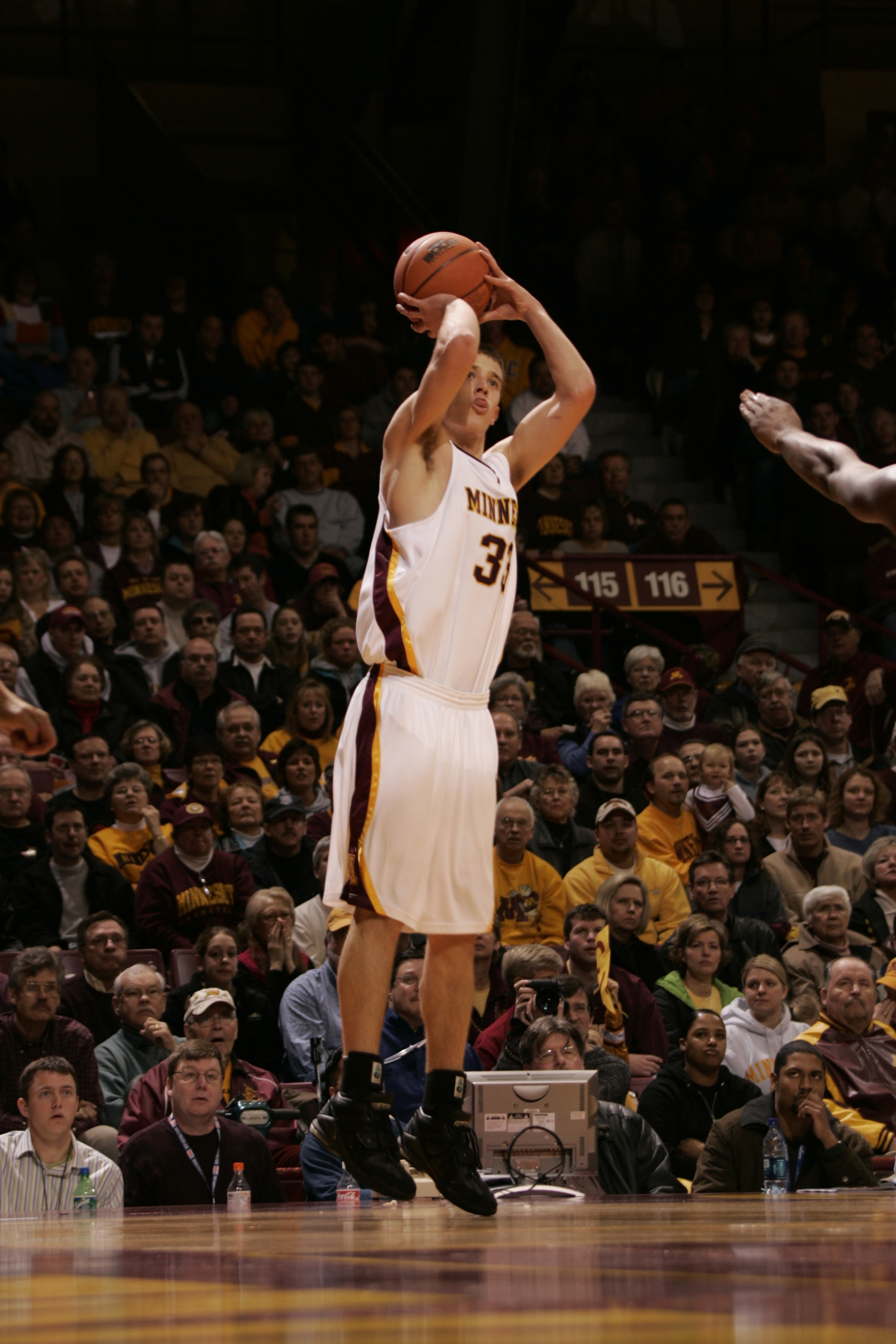 jump shot.jpg