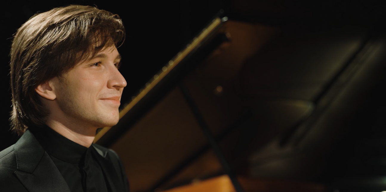 Air Trailer Snapshot 5.PNG