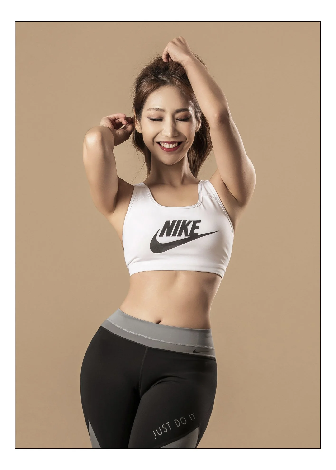 220601 바디프로필_허지예_639_N_N.JPG