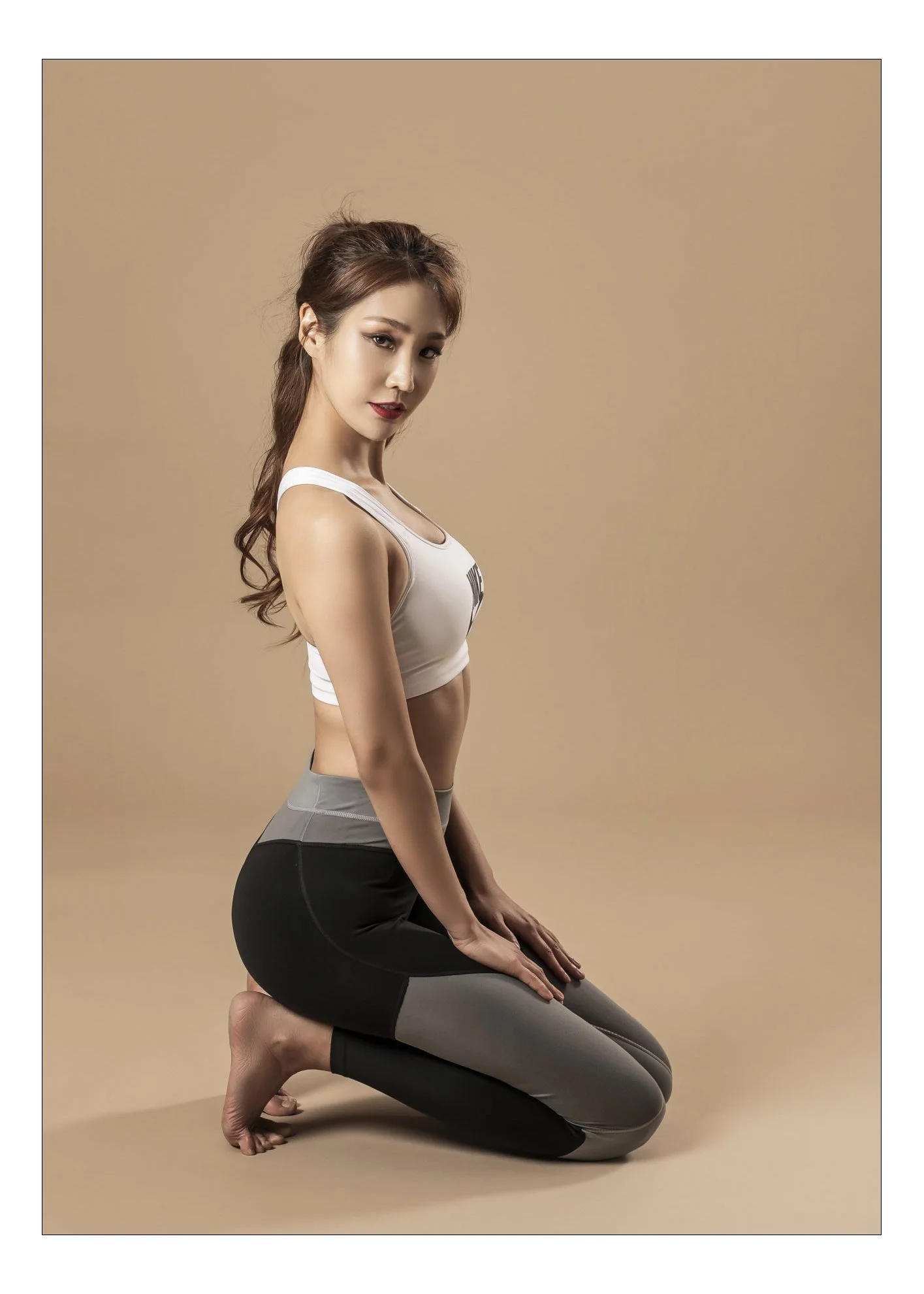 220601 바디프로필_허지예_649_N_N.JPG