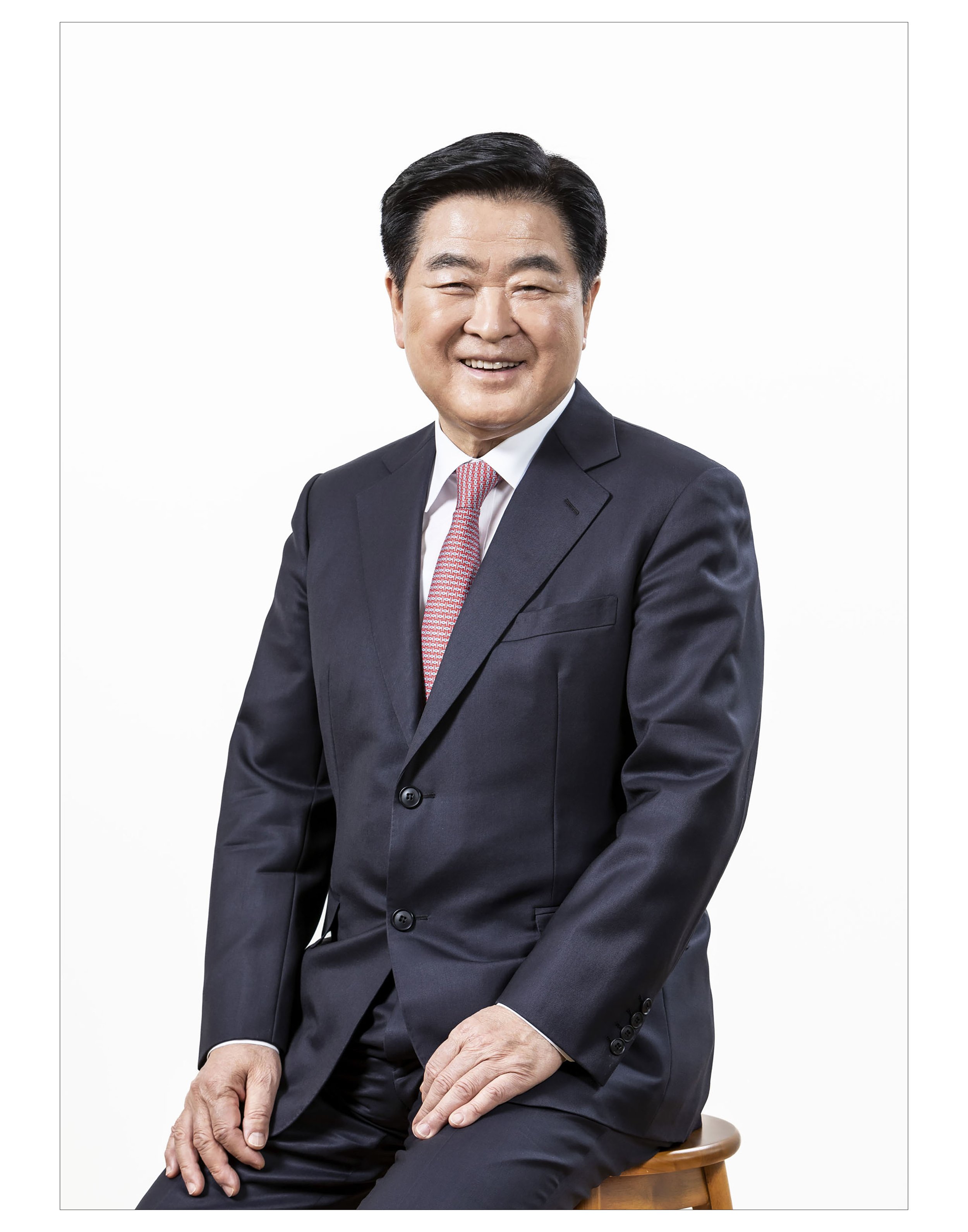 HD현대_권오갑 회장 촬영_164_N_작업완료_N.JPG