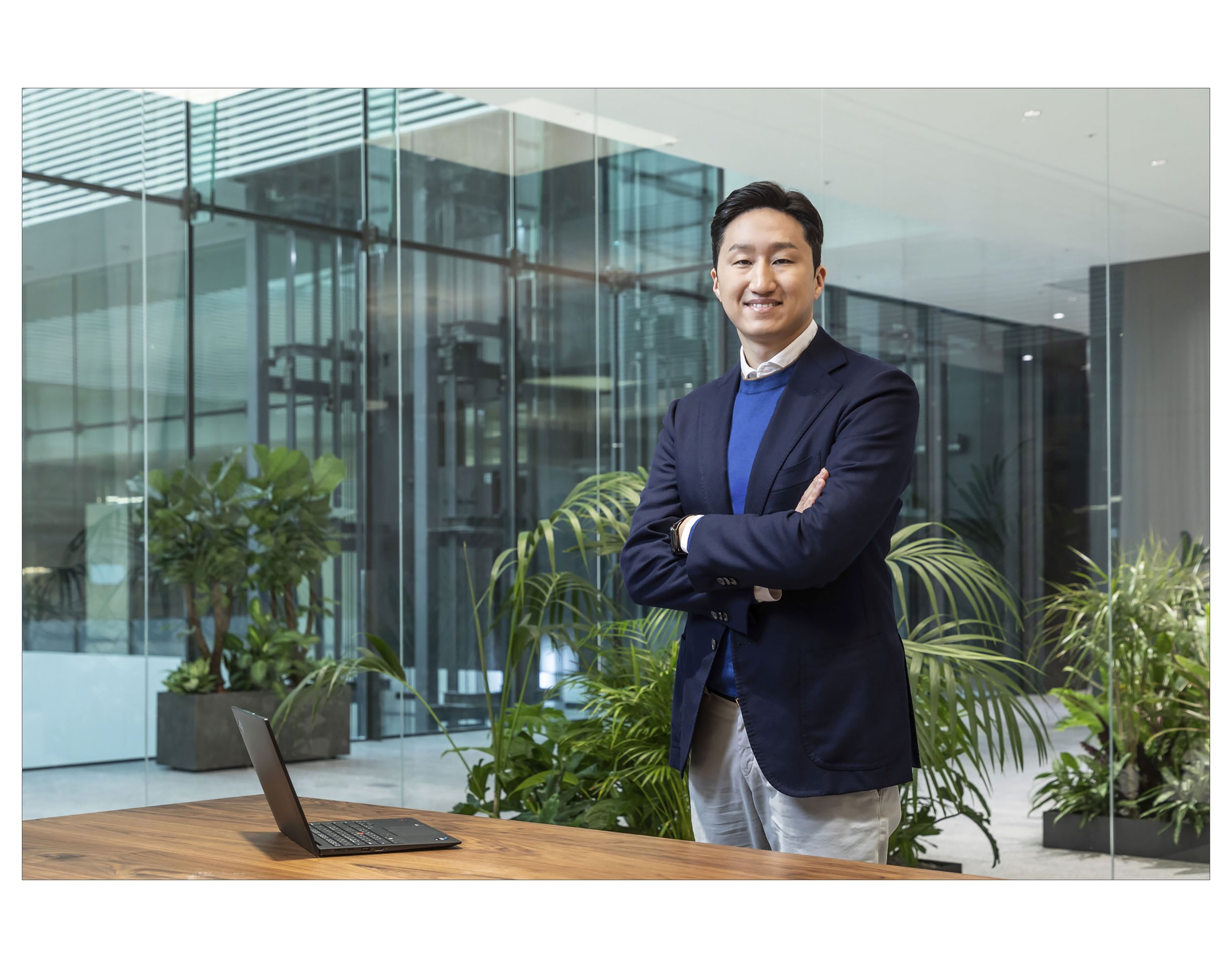 HD현대_정기선 사장님 촬영_380_N_작업최종_N.JPG