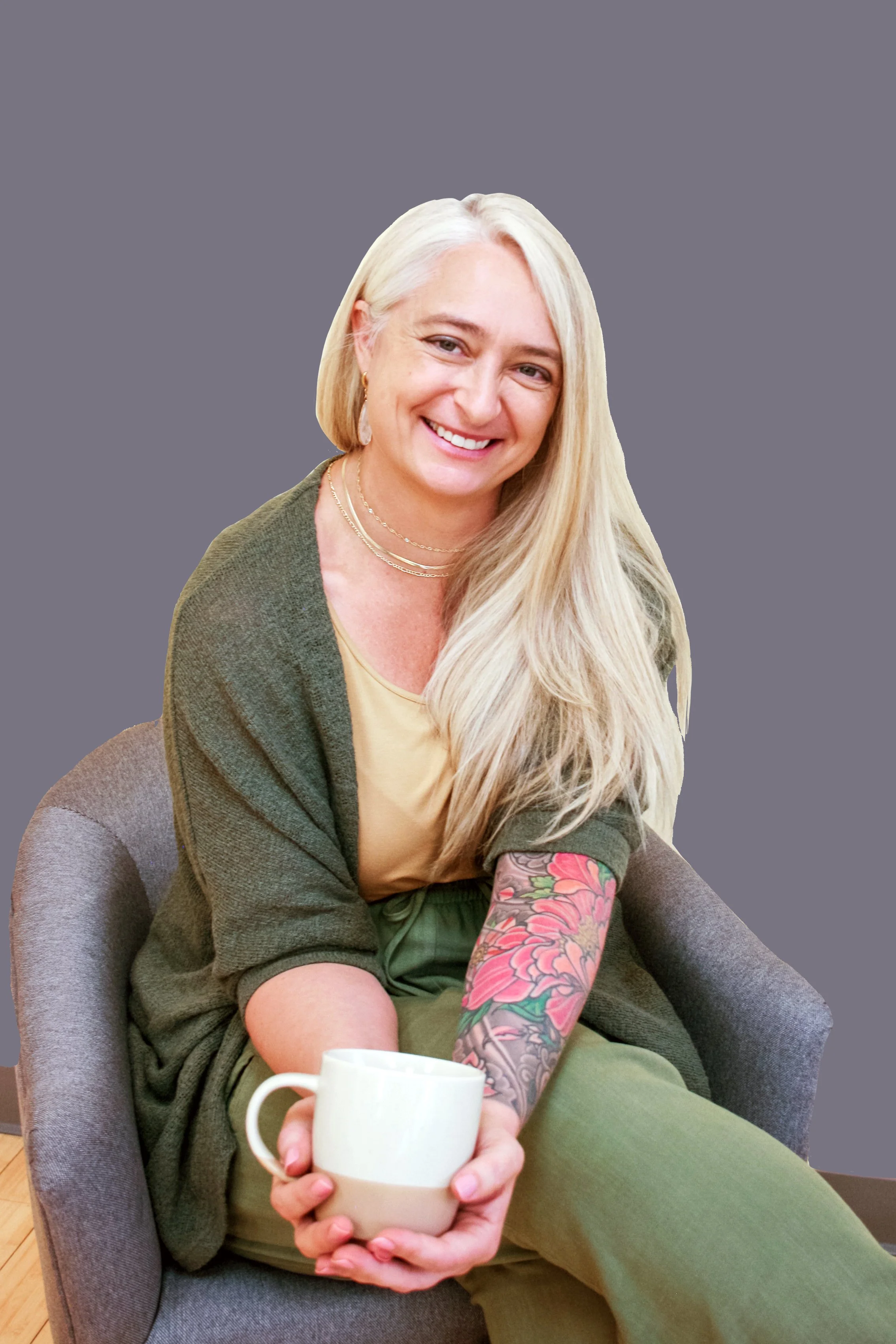 Chelsea Pohl, therapist supporting individuals, families, couples, LGBTQ+ clients, neurodivergent individuals, and life transitions throughout Colorado.