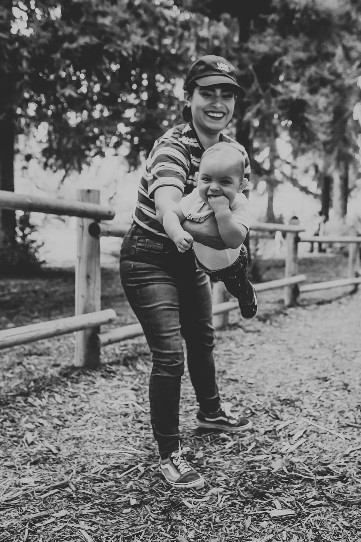 Family Photo Shoot At Redwood Grove In Carbon Canyon Regional Park