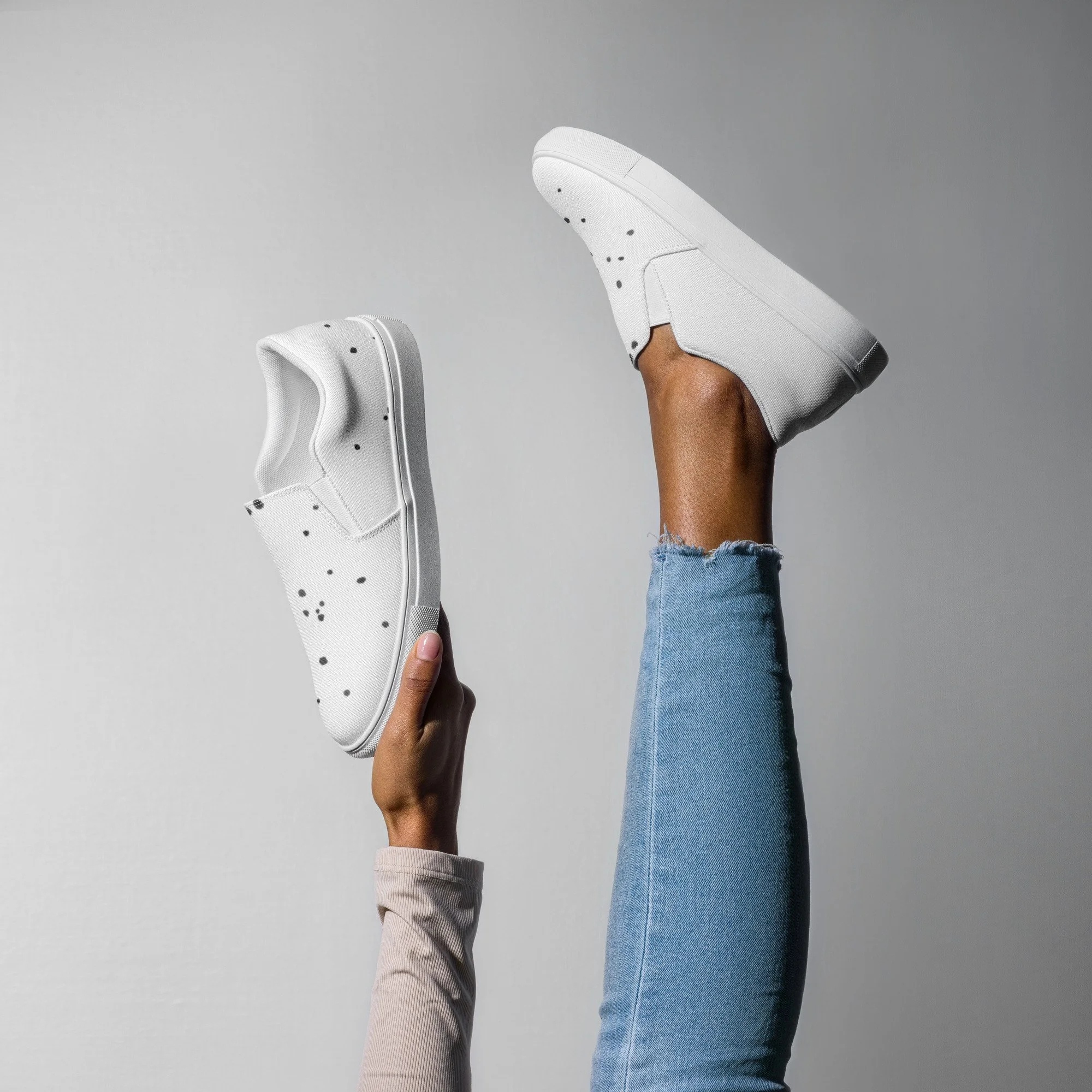 womens-slip-on-canvas-shoes-white-right-69d557117683a.jpg