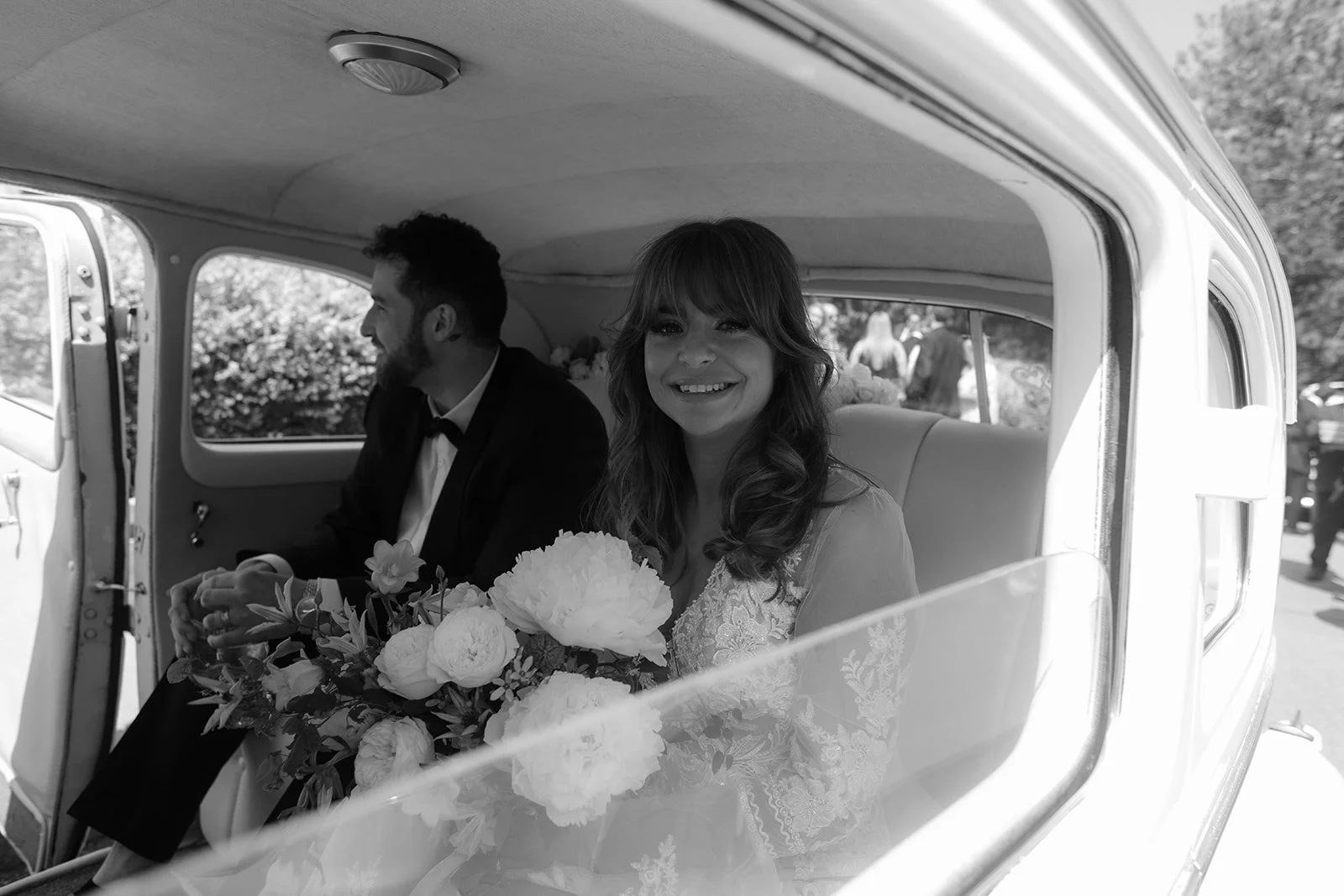 Andrea and Damian’s elegant wedding at The Ritz-Carlton Montreal was flawlessly planned by @stori.events and team. Captured by @kristina.bastien, the day featured stunning details, beautiful styling, and expert hair and makeup by @vanessaintrevado An