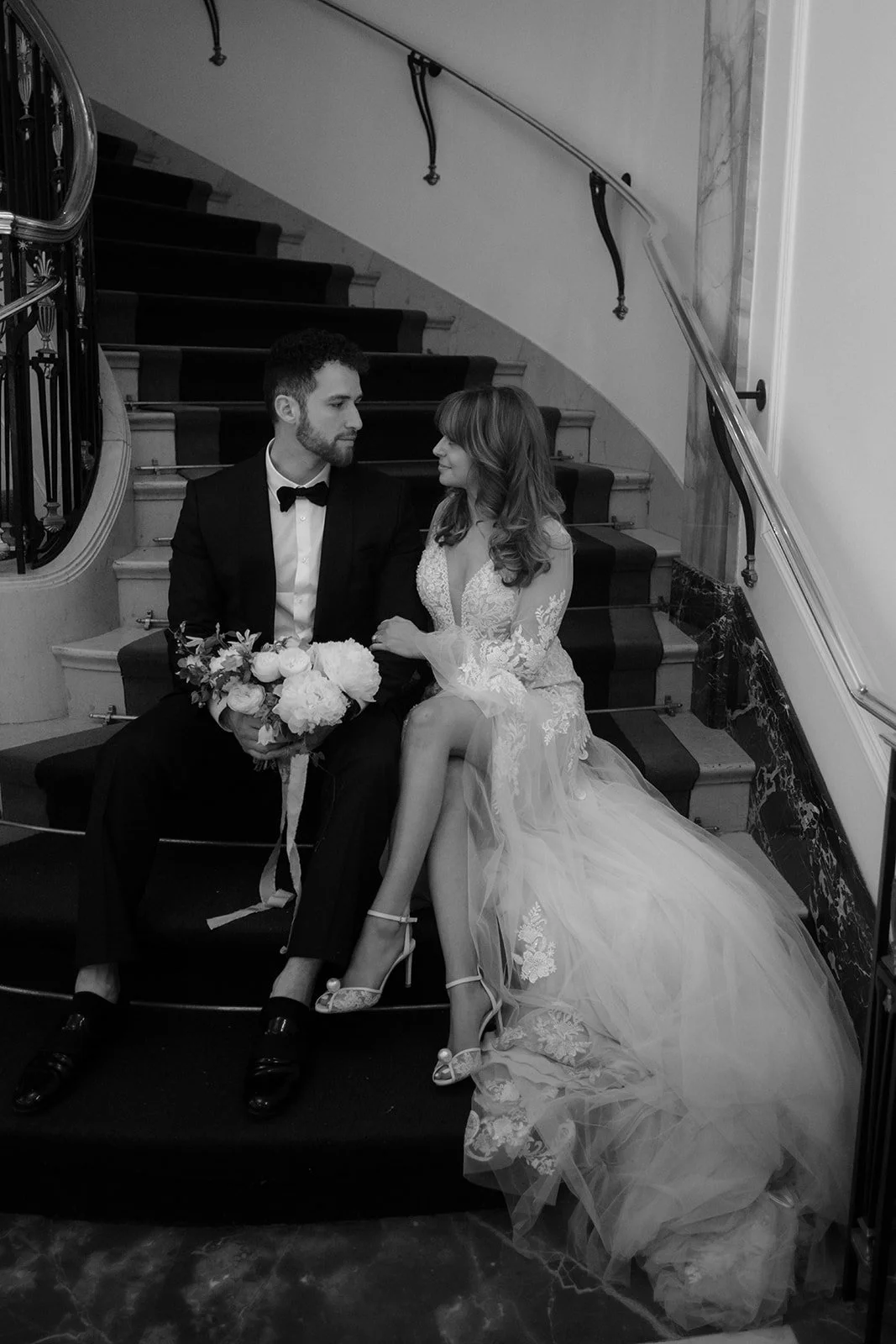Andrea and Damian’s elegant wedding at The Ritz-Carlton Montreal was flawlessly planned by @stori.events and team. Captured by @kristina.bastien, the day featured stunning details, beautiful styling, and expert hair and makeup by @vanessaintrevado An