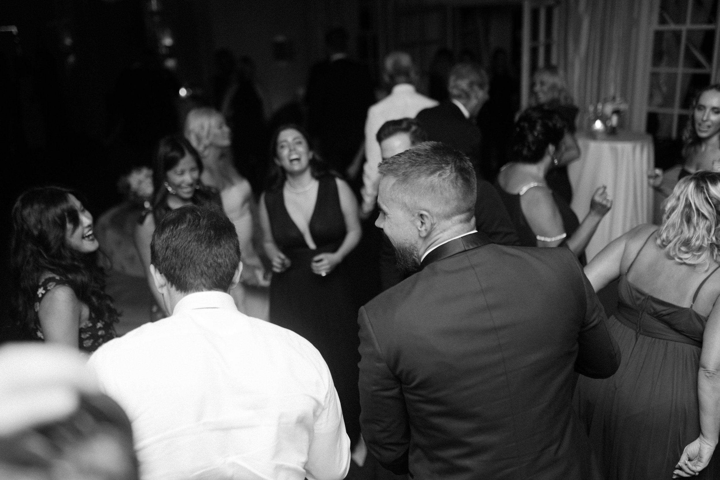 The ultimate power couple, former Canadian Track and Field star, Sarah Wells and Canadian Rower, Blake Parsons tie the knot at the historic Graydon Hall Manor! ⠀
 ⠀
Venue – @graydonhallmanor
Event Planners - @stori.events @jessylalancette @laurencedi