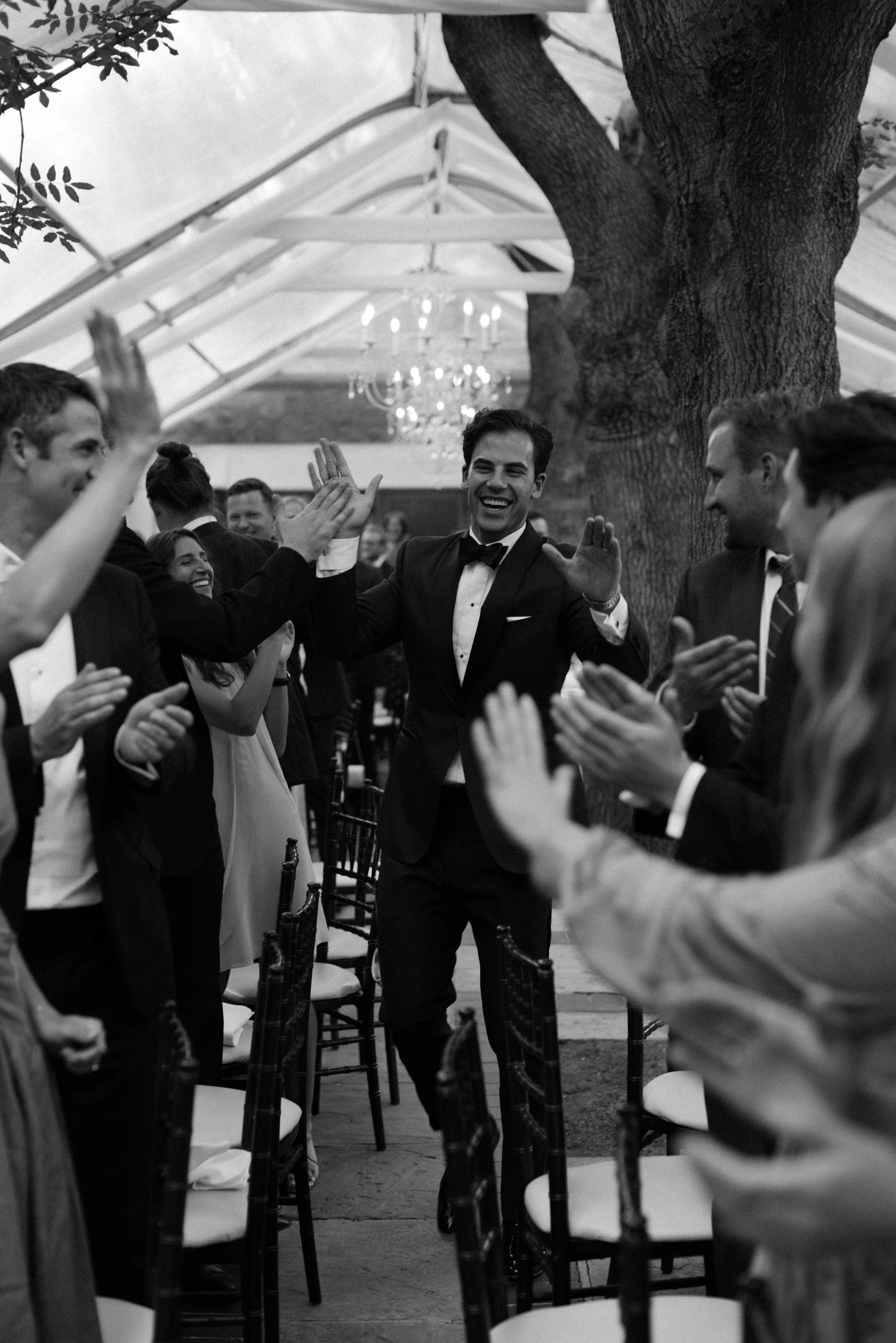 The ultimate power couple, former Canadian Track and Field star, Sarah Wells and Canadian Rower, Blake Parsons tie the knot at the historic Graydon Hall Manor! ⠀
 ⠀
Venue – @graydonhallmanor
Event Planners - @stori.events @jessylalancette @laurencedi
