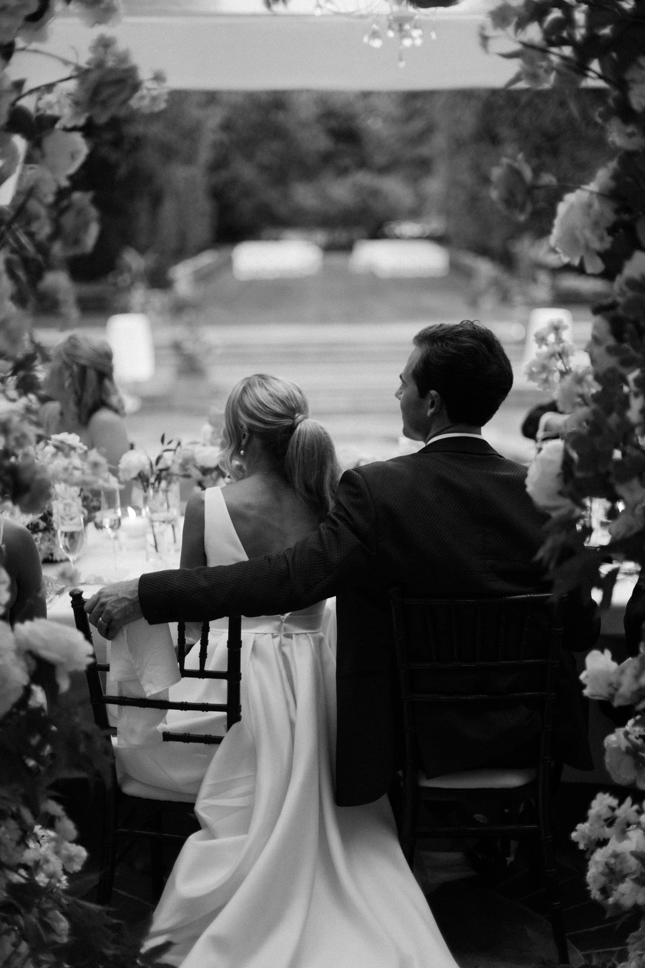 The ultimate power couple, former Canadian Track and Field star, Sarah Wells and Canadian Rower, Blake Parsons tie the knot at the historic Graydon Hall Manor! ⠀
 ⠀
Venue – @graydonhallmanor
Event Planners - @stori.events @jessylalancette @laurencedi