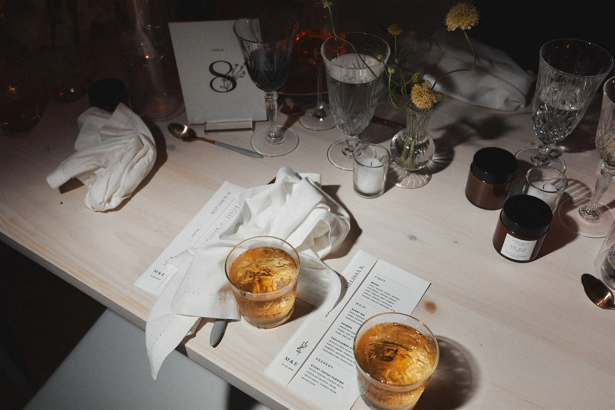 A clean minimalist aesthetic with a focus on unique and contemporary elements. A modern tablescape at a wedding that reflects the couple's personal style and taste while still feeling timeless and elegant.

Event Coordinators & Designers - @stori.eve