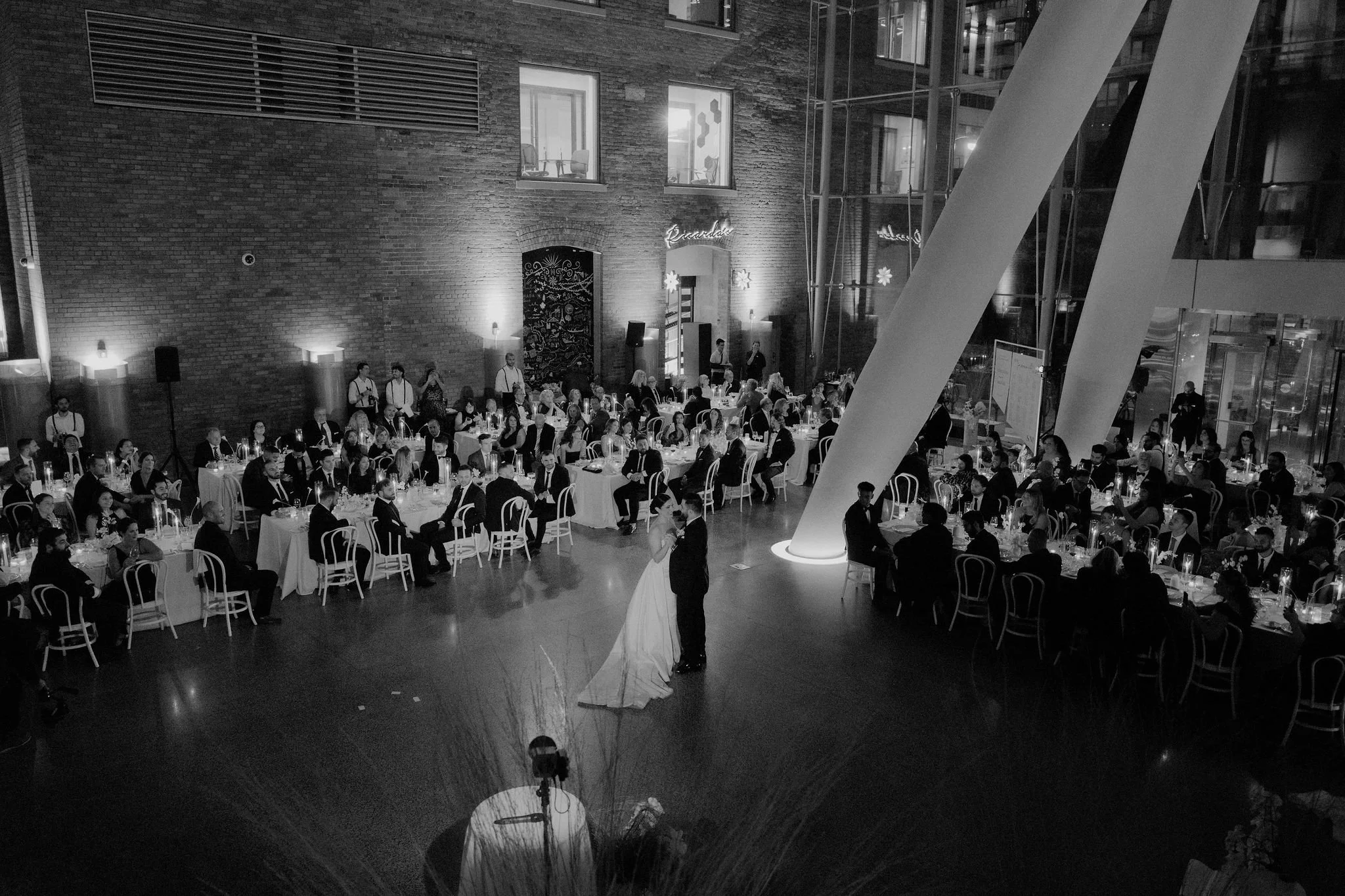Samantha and Michael's wedding was a masterpiece of simplicity and grace. Every detail meticulously curated to embrace the beauty of minimalism. The venue exuded an airy elegance that perfectly captured the essence of their love story. From start to 