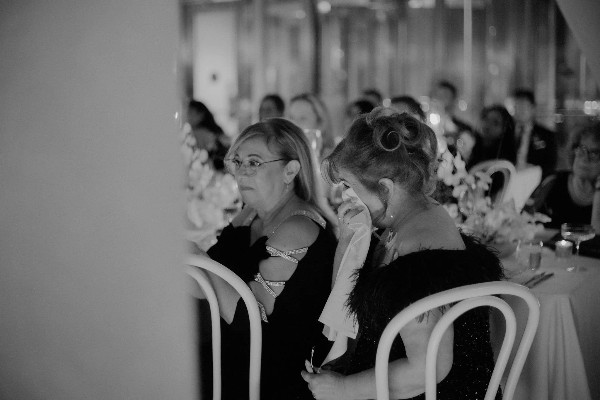 Samantha and Michael's wedding was a masterpiece of simplicity and grace. Every detail meticulously curated to embrace the beauty of minimalism. The venue exuded an airy elegance that perfectly captured the essence of their love story. From start to 