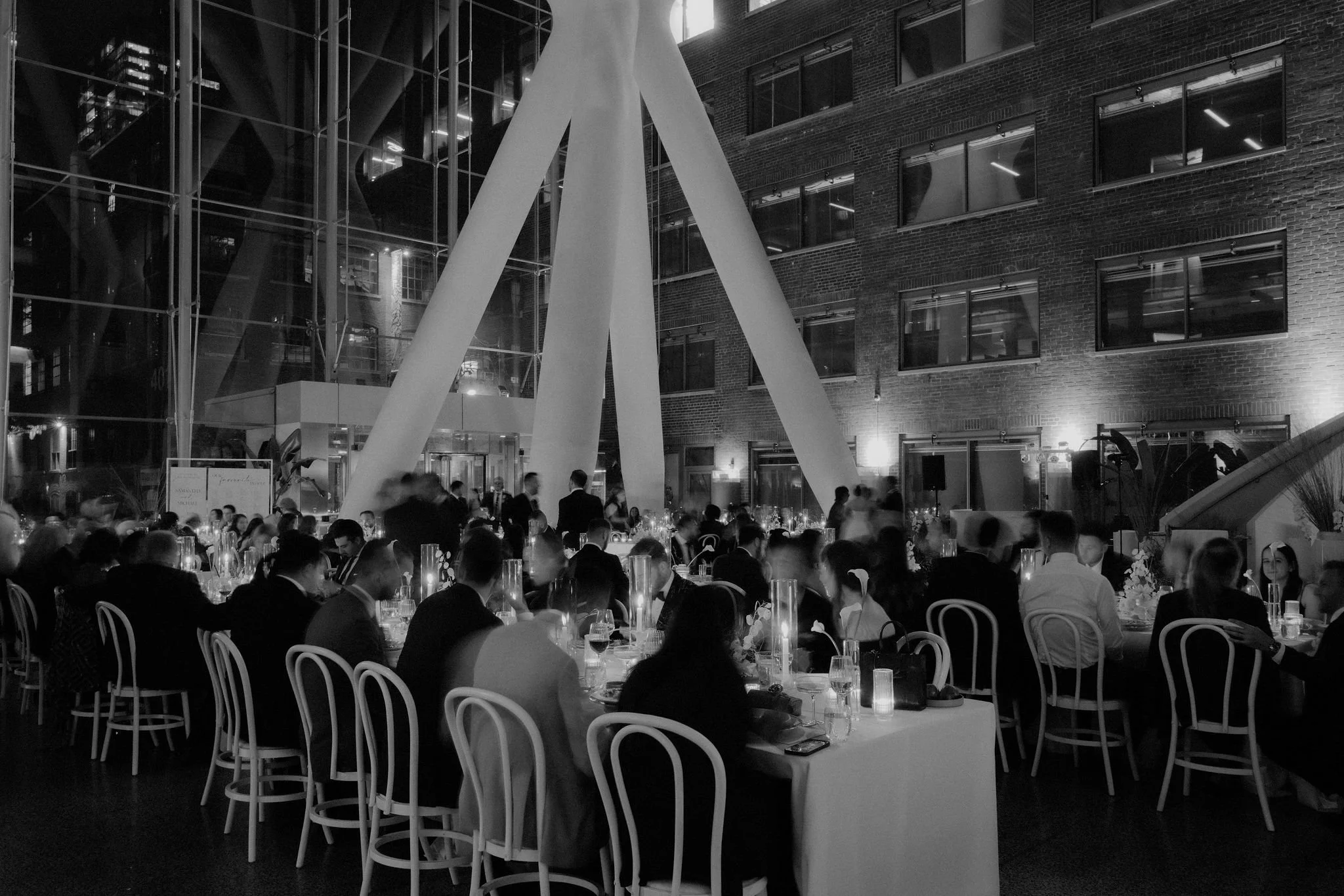 Samantha and Michael's wedding was a masterpiece of simplicity and grace. Every detail meticulously curated to embrace the beauty of minimalism. The venue exuded an airy elegance that perfectly captured the essence of their love story. From start to 