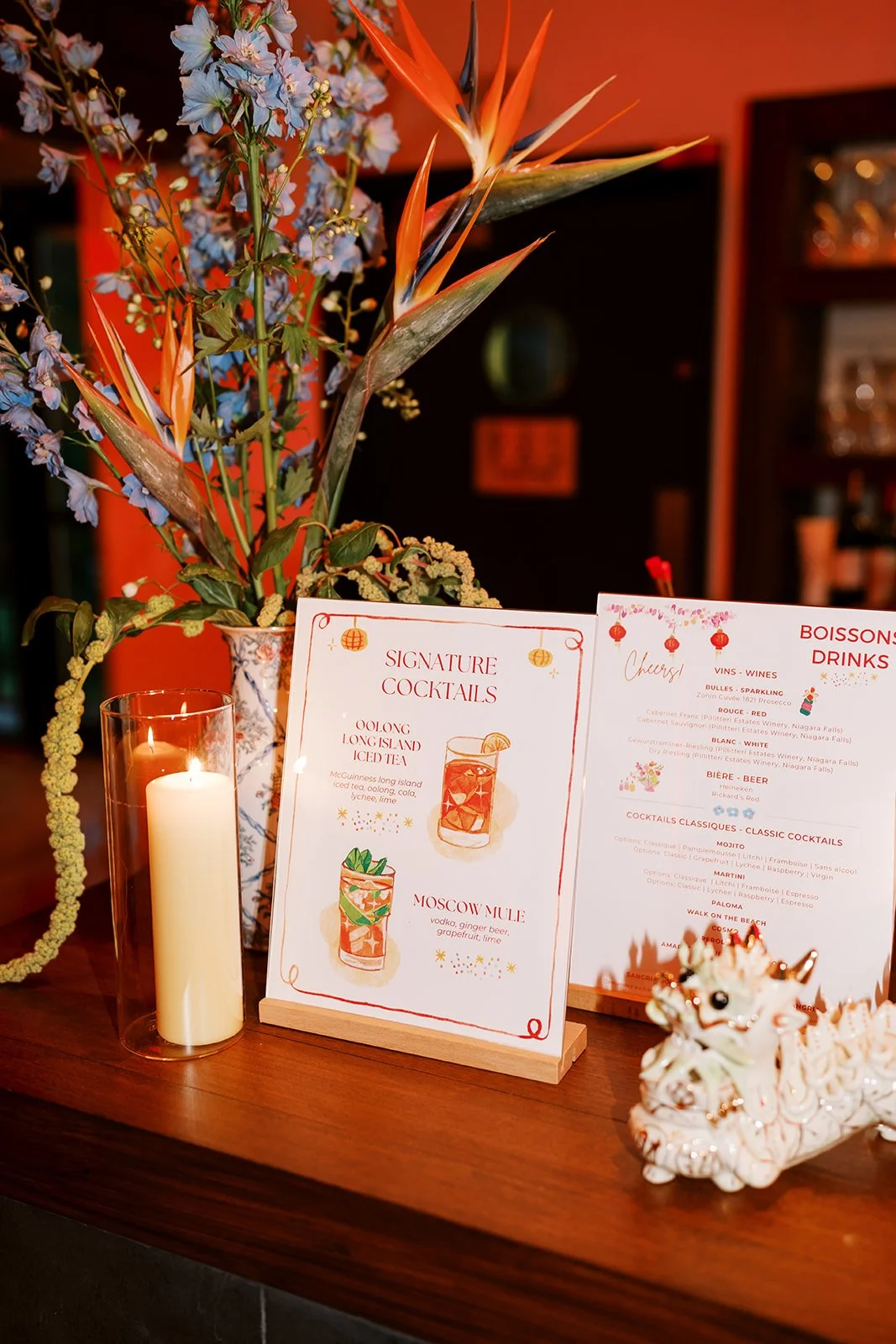 From high school best friends to a beautiful couple, Manqing and Maxime celebrated their love on June 23rd, 2024, at the breathtaking Pavillon de la Jamaique in Montreal. They reached out to us in August 2023 with a vision: a minimalist wedding with 