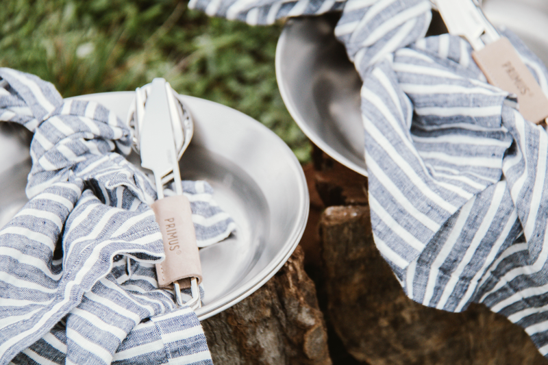 Mister-Weekender_Primus-Outdoor_How-to-cook-over-a-campfire_1.png