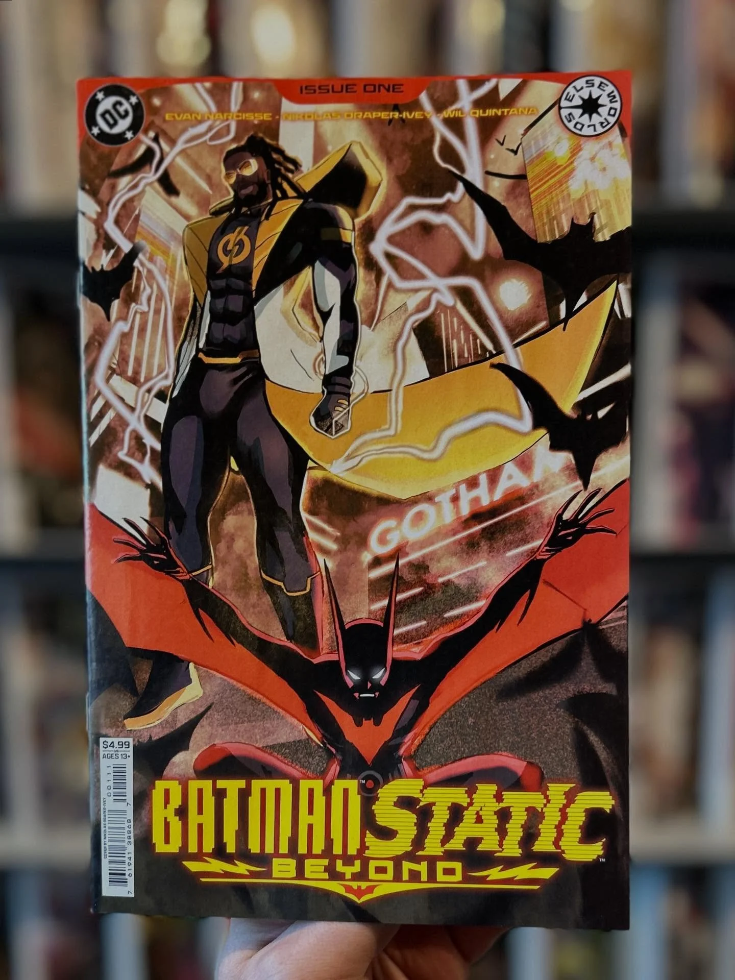 Happy New Comic Book Day! 📚 Batman / Static: Beyond № 1 is available now at the shop. 
🦇 ⚡️ 
In the not-so-distant future, young hero Terry McGinnis patrols the streets of Neo-Gotham as Batman Beyond, while Virgil Hawkins, forges a new technologica