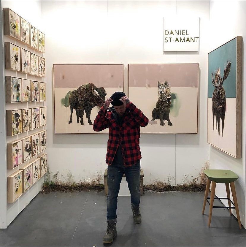 Easily my favorite booth set up to date. I always aim to build a body of work specifically for these shows. Optimistically planning for 2022! This was @artistprojectto 2019.

#artfair #painting #artist #letsgo