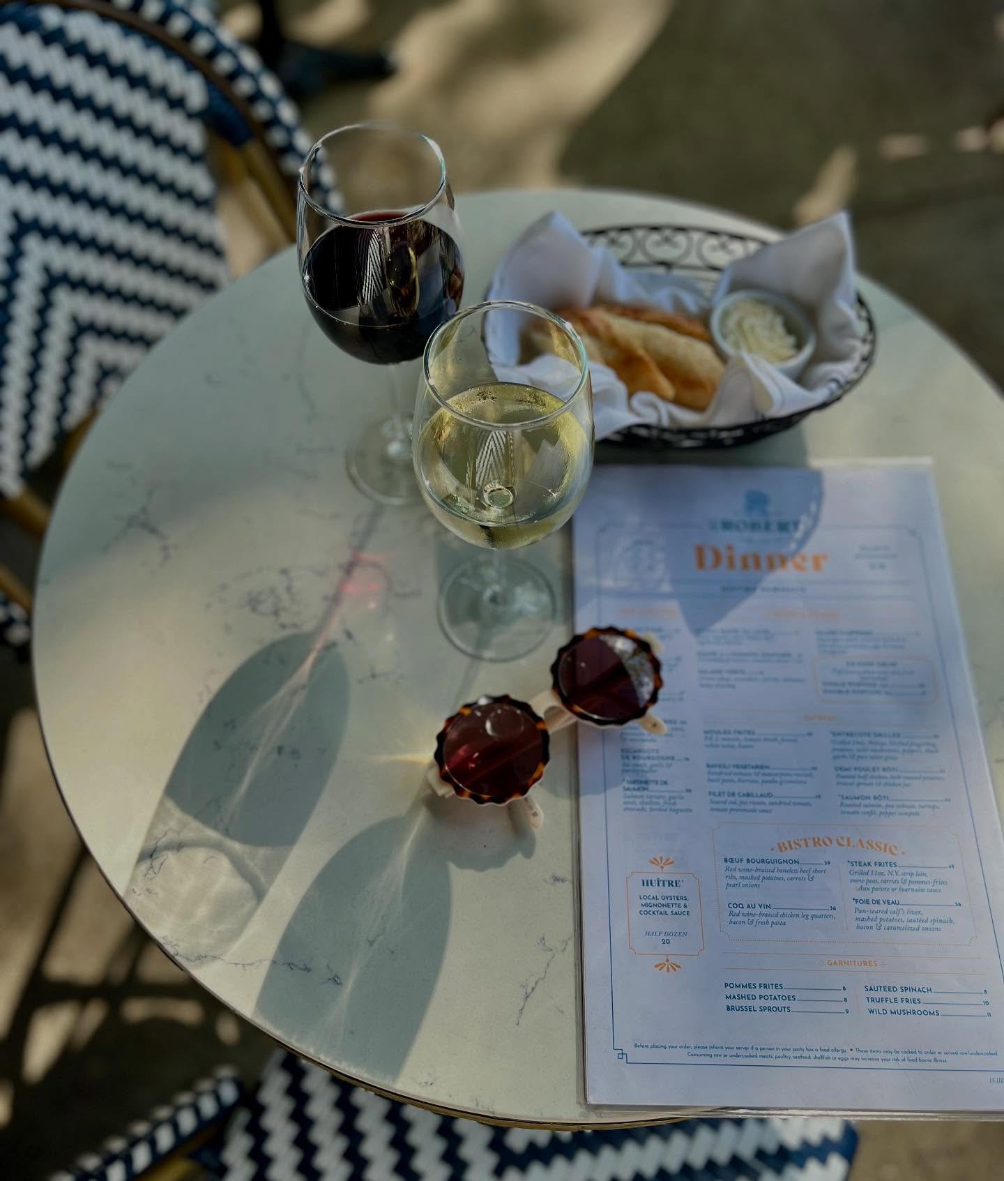 Red or white?
A ray of sunshine, two glasses, a thousand reasons to toast 🌞

#winetime #winelover #sunshineandwine #bostonfood #goldenhour #patioseason #outdoordining #frenchrestaurant #frenchfoodboston